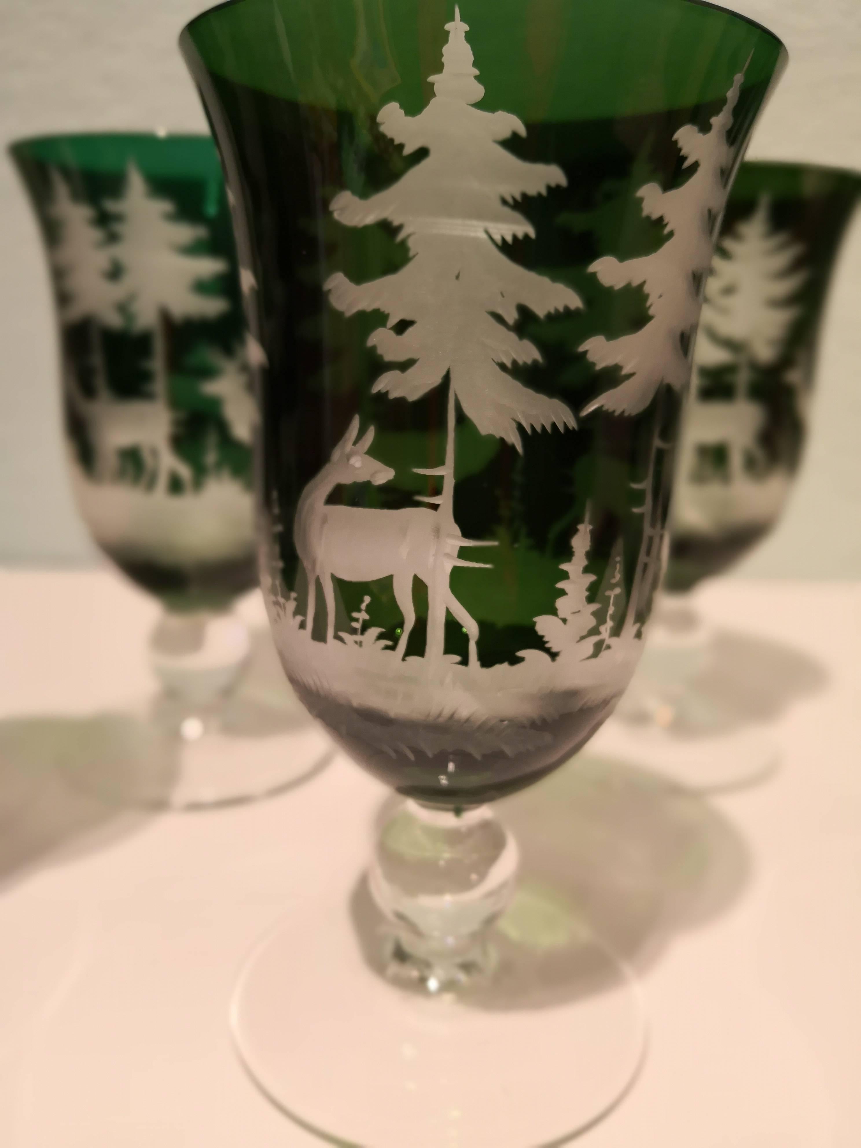 Hand-Crafted Set of Six Hand Blown Wine Goblets Green Crystal Sofina Boutique Kitzbuehel For Sale