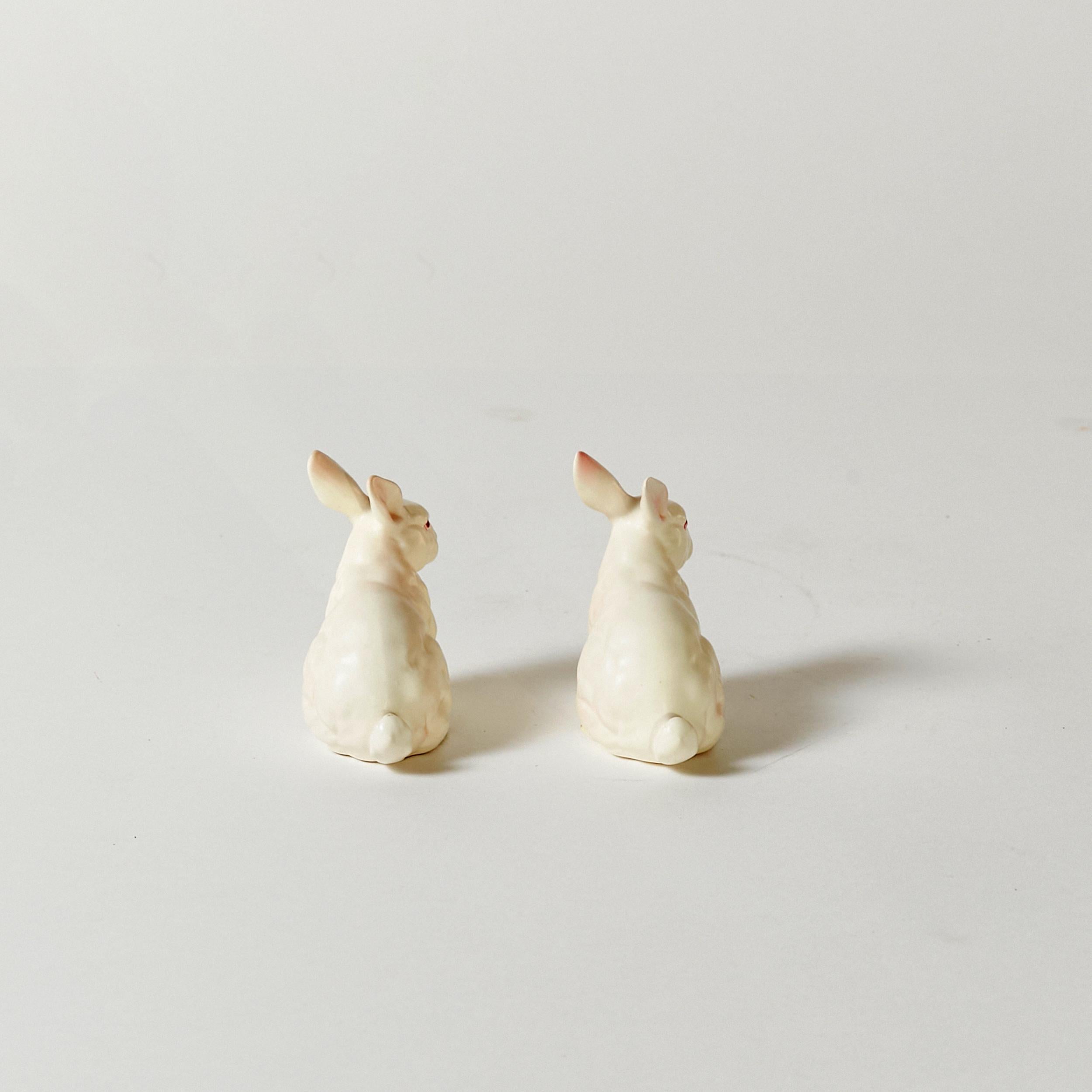 Ensemble de six lapins en porcelaine peints à la main, fabriqués au Japon en 1960 en vente 8
