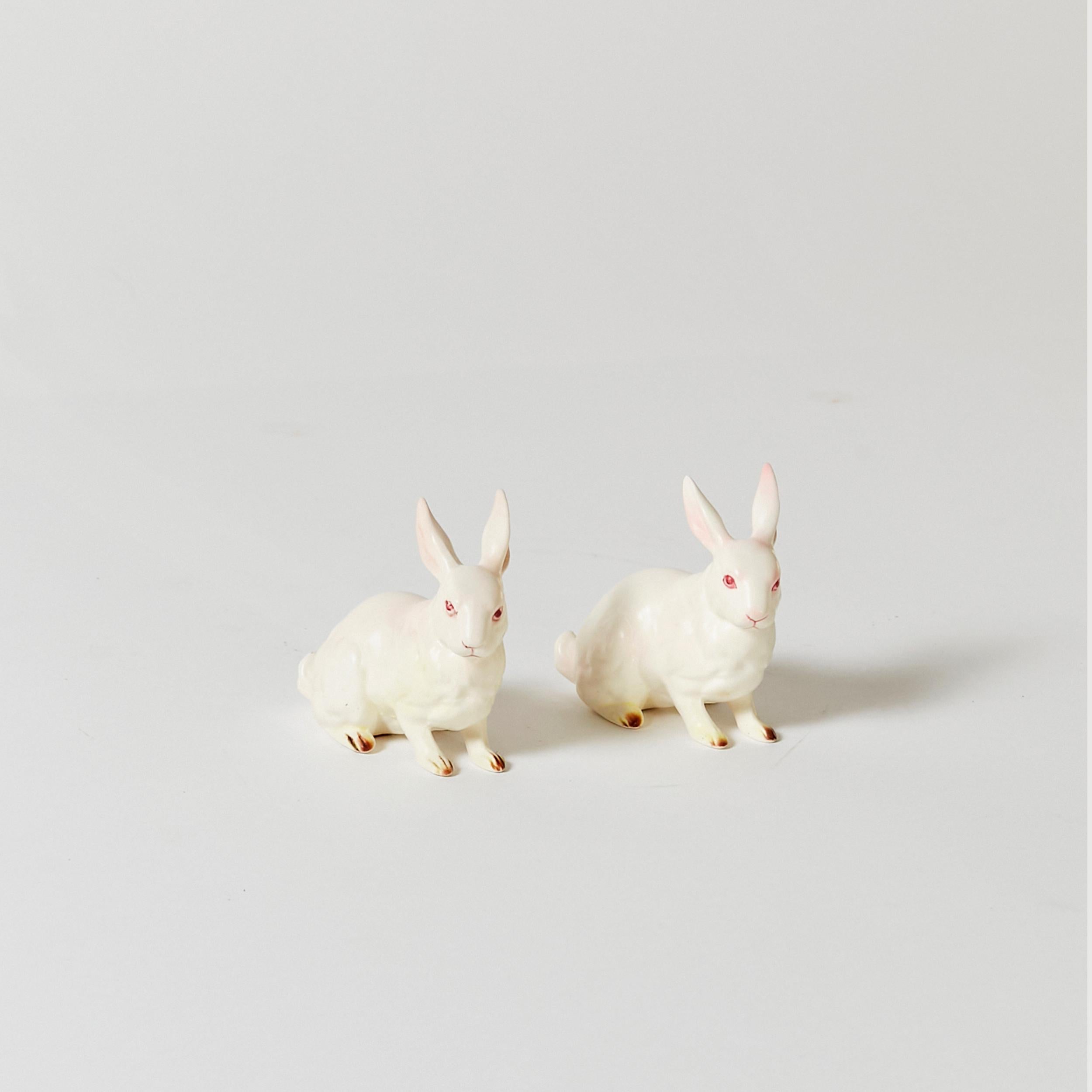 Ensemble de six lapins en porcelaine peints à la main, fabriqués au Japon en 1960 en vente 9
