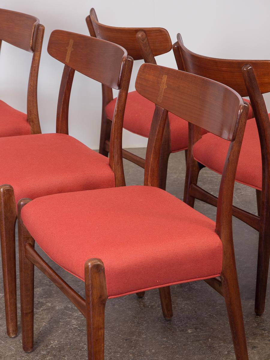 20th Century Set of Six Hans J. Wegner Ch-23 Dining Chairs for Carl Hansen