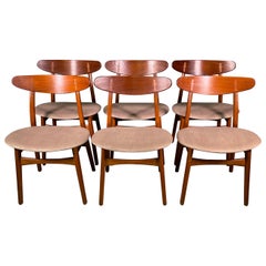 Ensemble de six chaises de salle à manger CH-30 de Hans Wegner produites par Carl Hansen