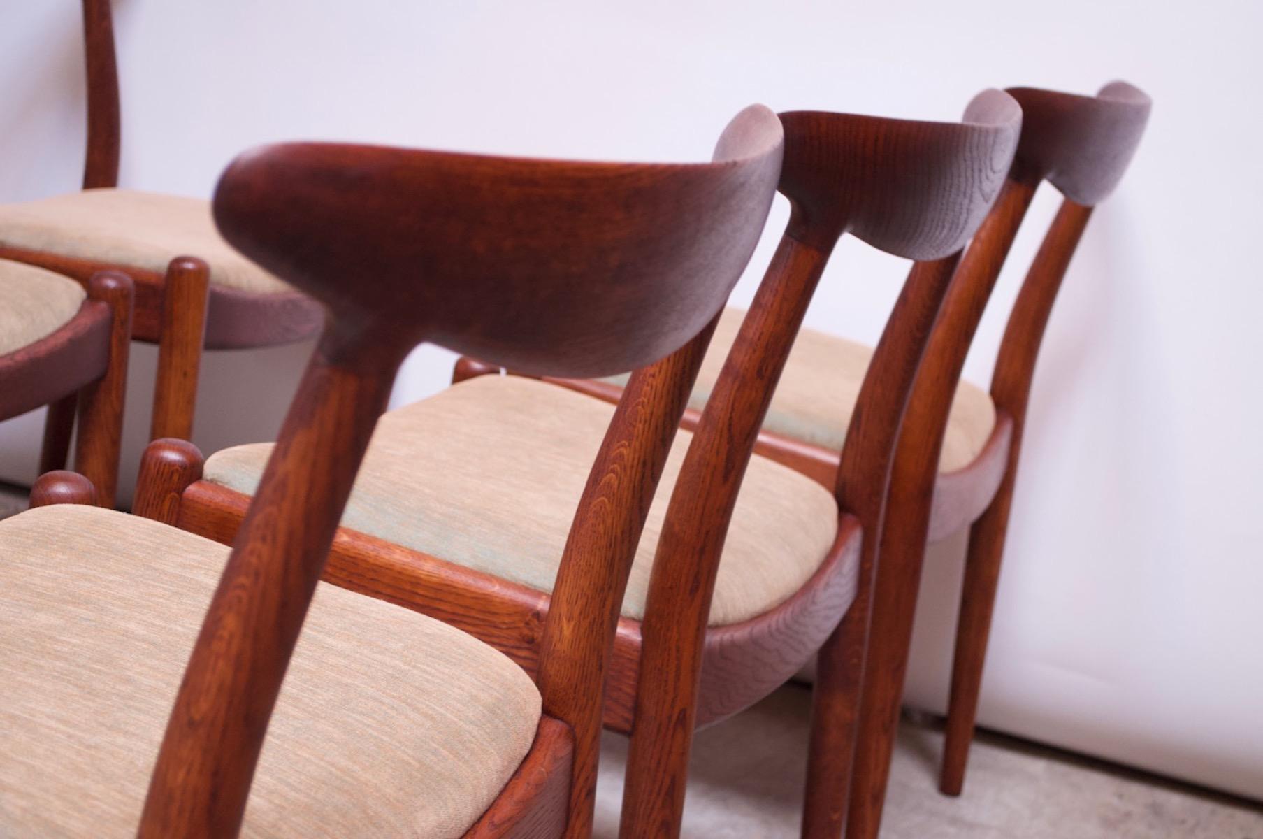Mid-20th Century Set of Six Hans Wegner W2 Dining Chairs for C.M. Madsen in Oak
