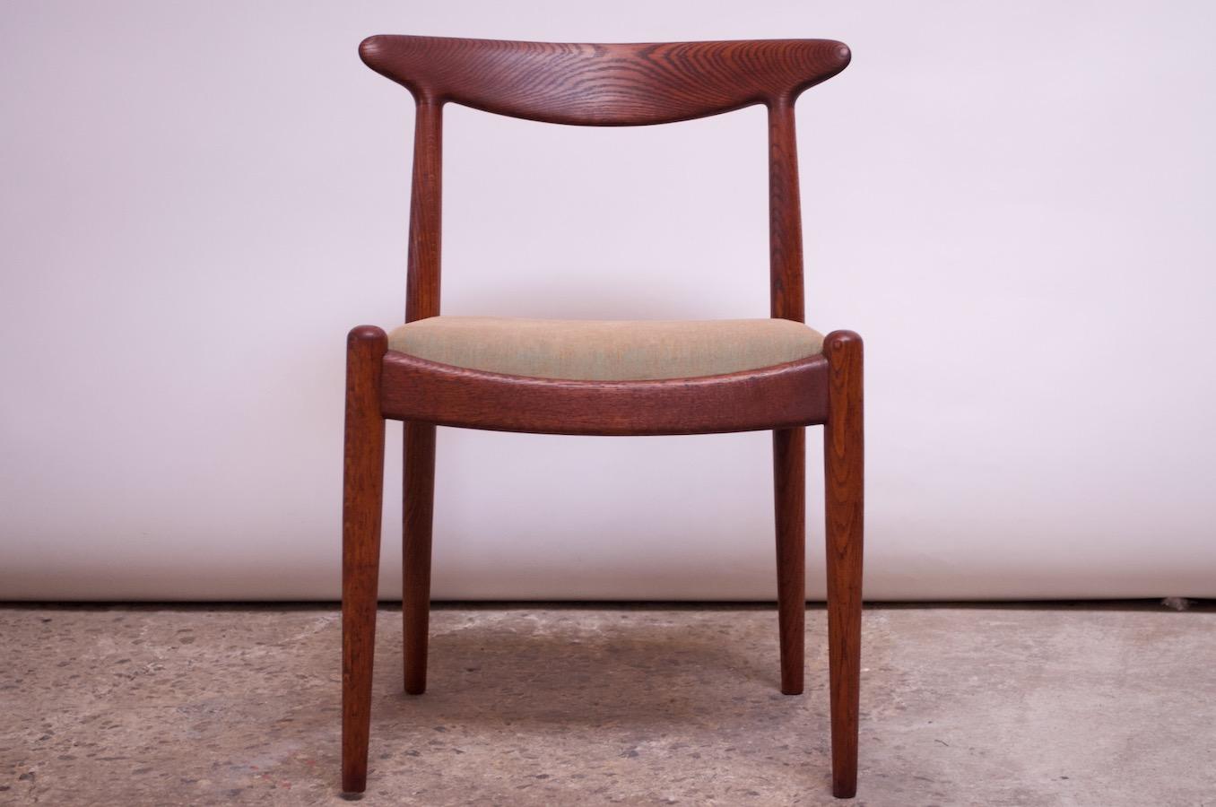 Danish Set of Six Hans Wegner W2 Dining Chairs for C.M. Madsen in Oak