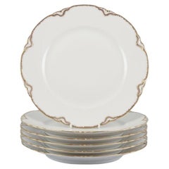 Set of six ‘Haviland’ porcelain dinner plates with gold decoration, 1930s/40s