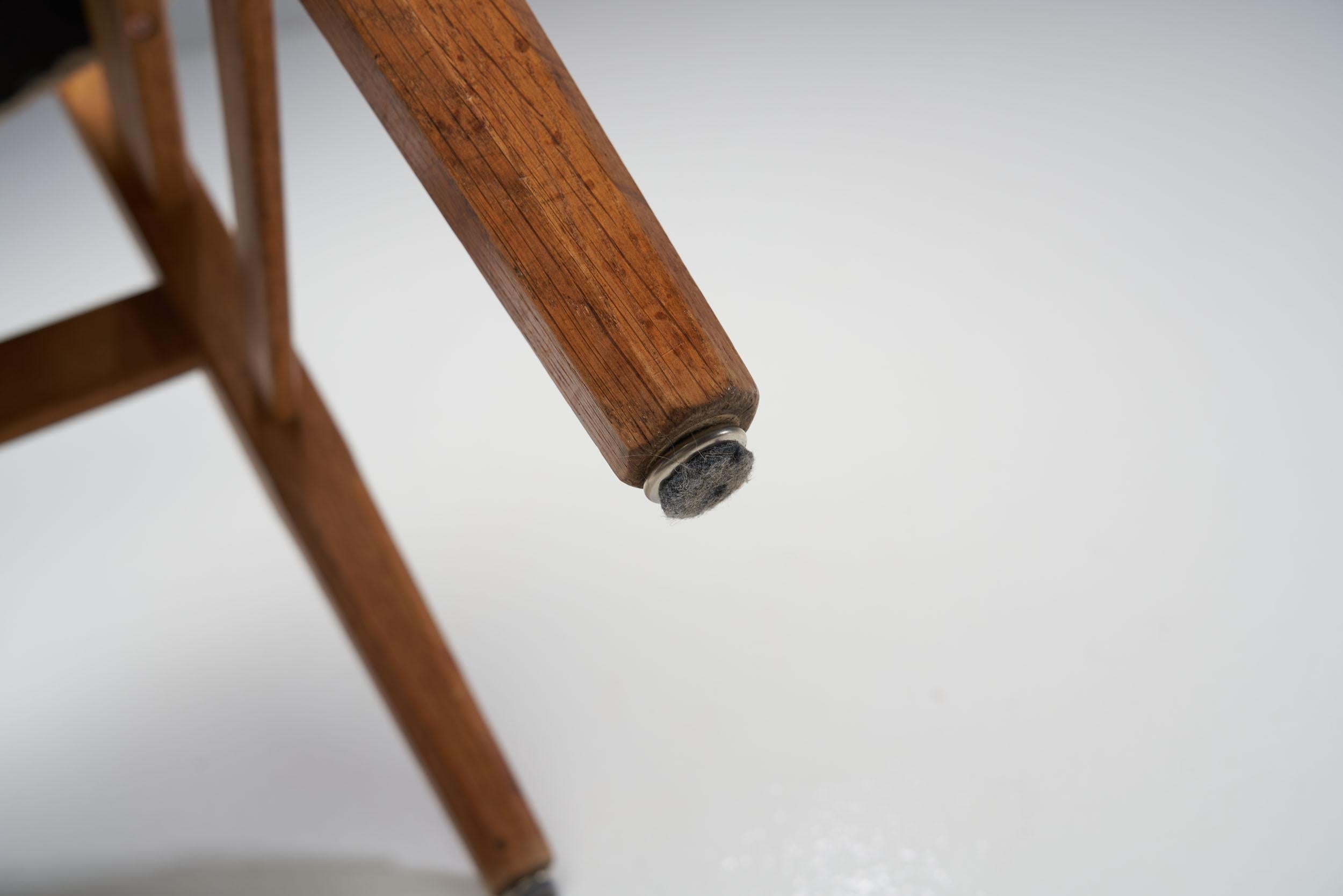 Juego de seis sillas de comedor Henning Kjærnulf para EG Kvalitetsmøbel, Dinamarca Años 60 en venta 10