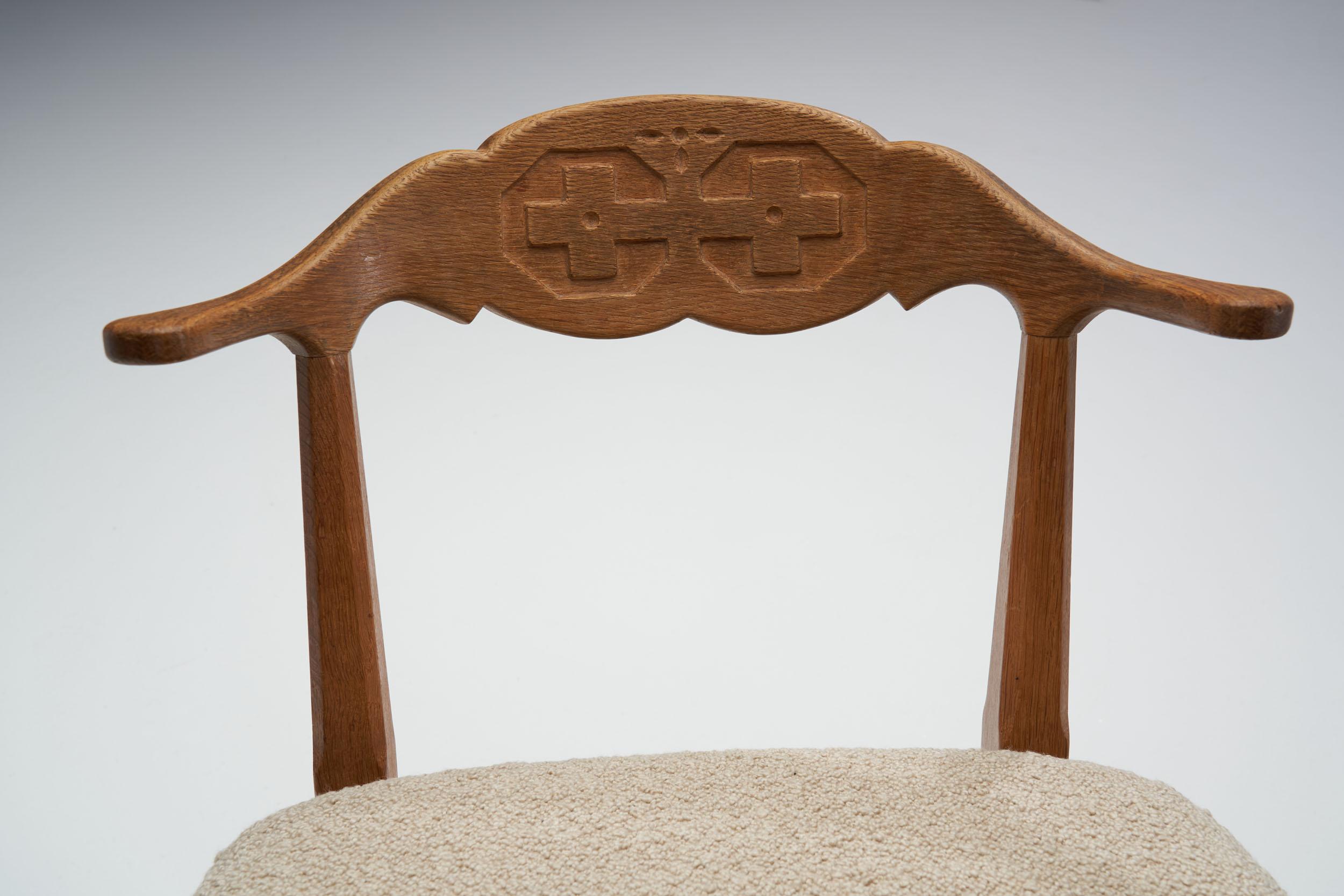 Juego de seis sillas de comedor Henning Kjærnulf para EG Kvalitetsmøbel, Dinamarca Años 60 Tela en venta