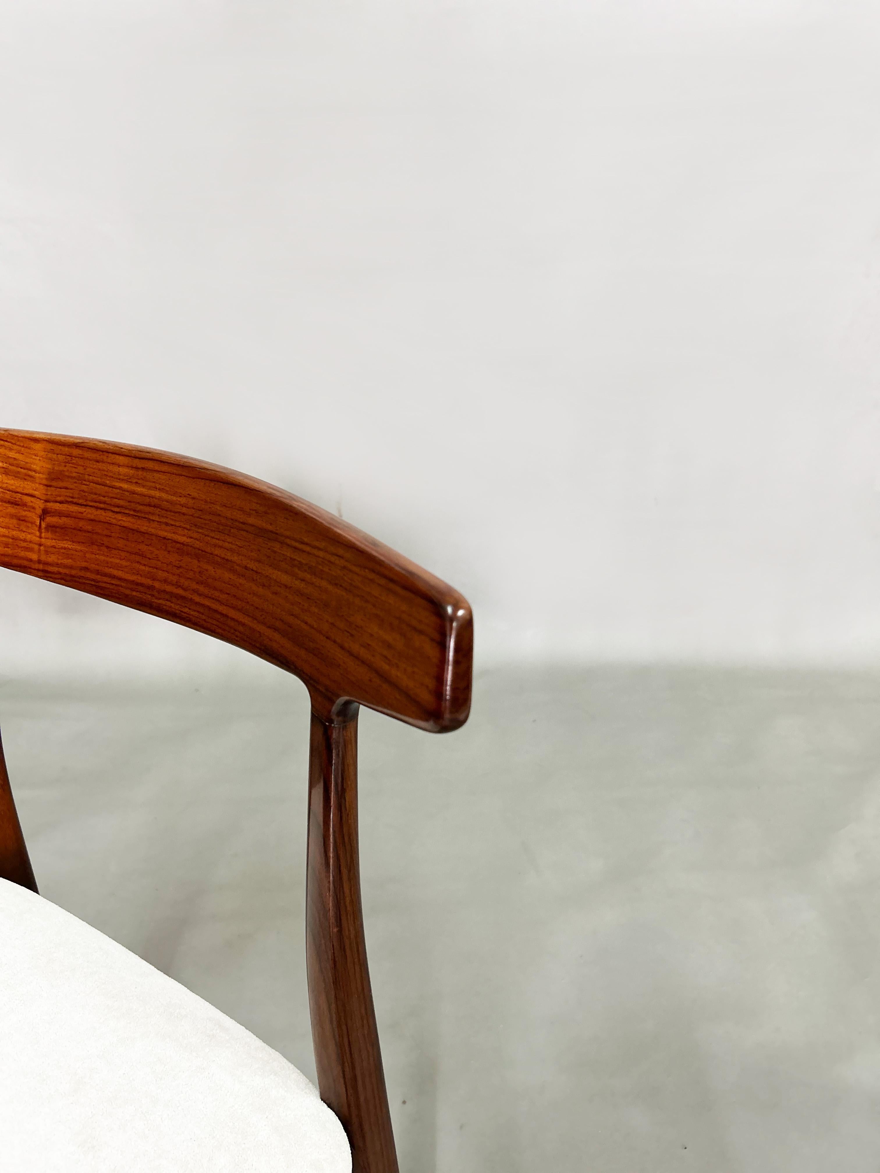Ensemble de six chaises de salle à manger en bois de rose Henry Kjaernulf Excellent état - En vente à Porto, PT