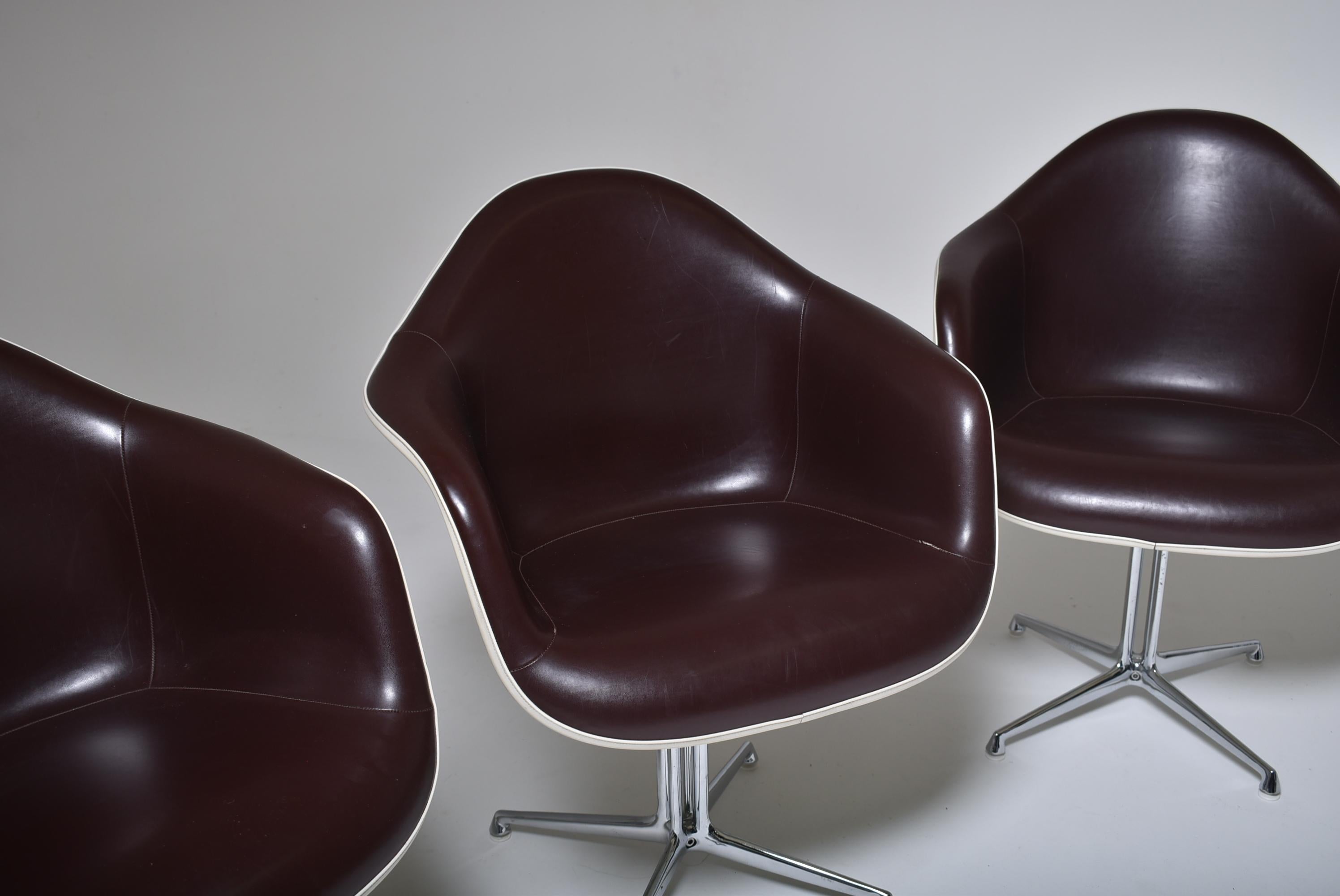 Set of Six Herman Miller La Fonda Armchairs DAL White and Brown, 1970 For Sale 11