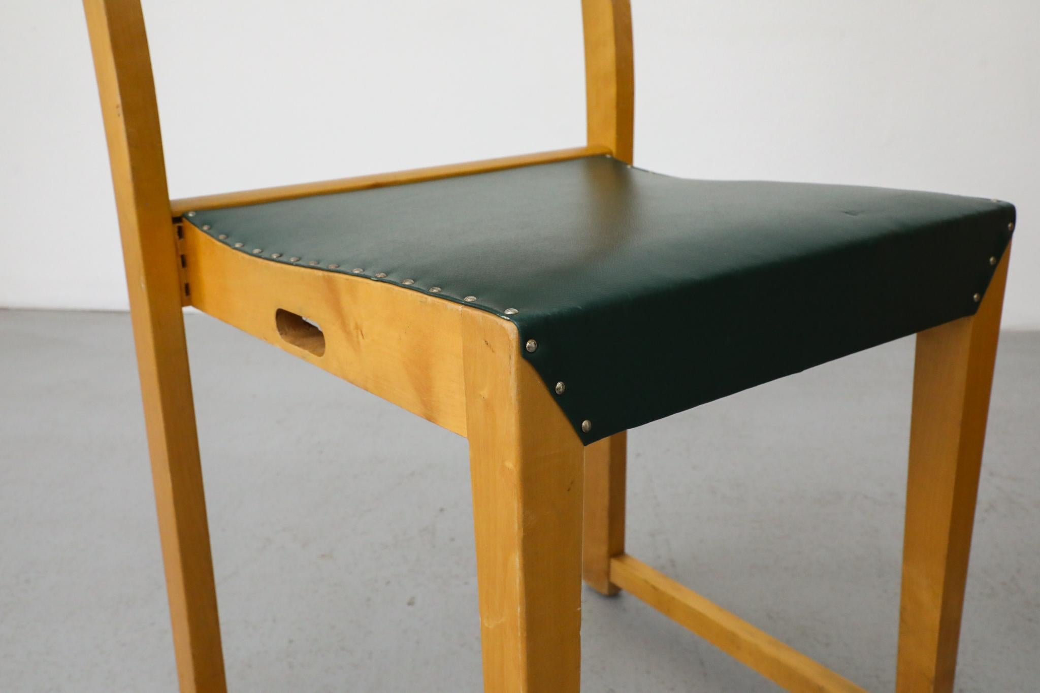Ensemble de six chaises empilables Herman Seeck pour Asko 