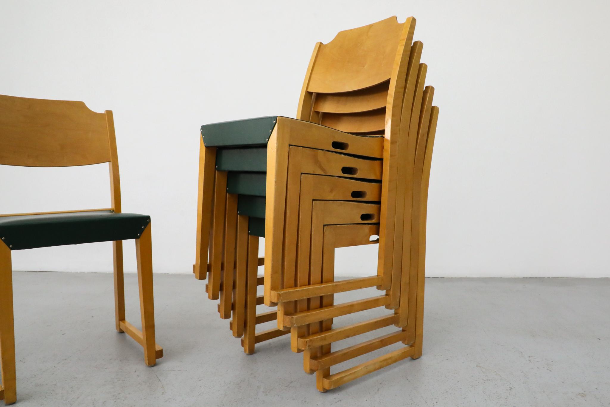 Ensemble de six chaises empilables Herman Seeck pour Asko 