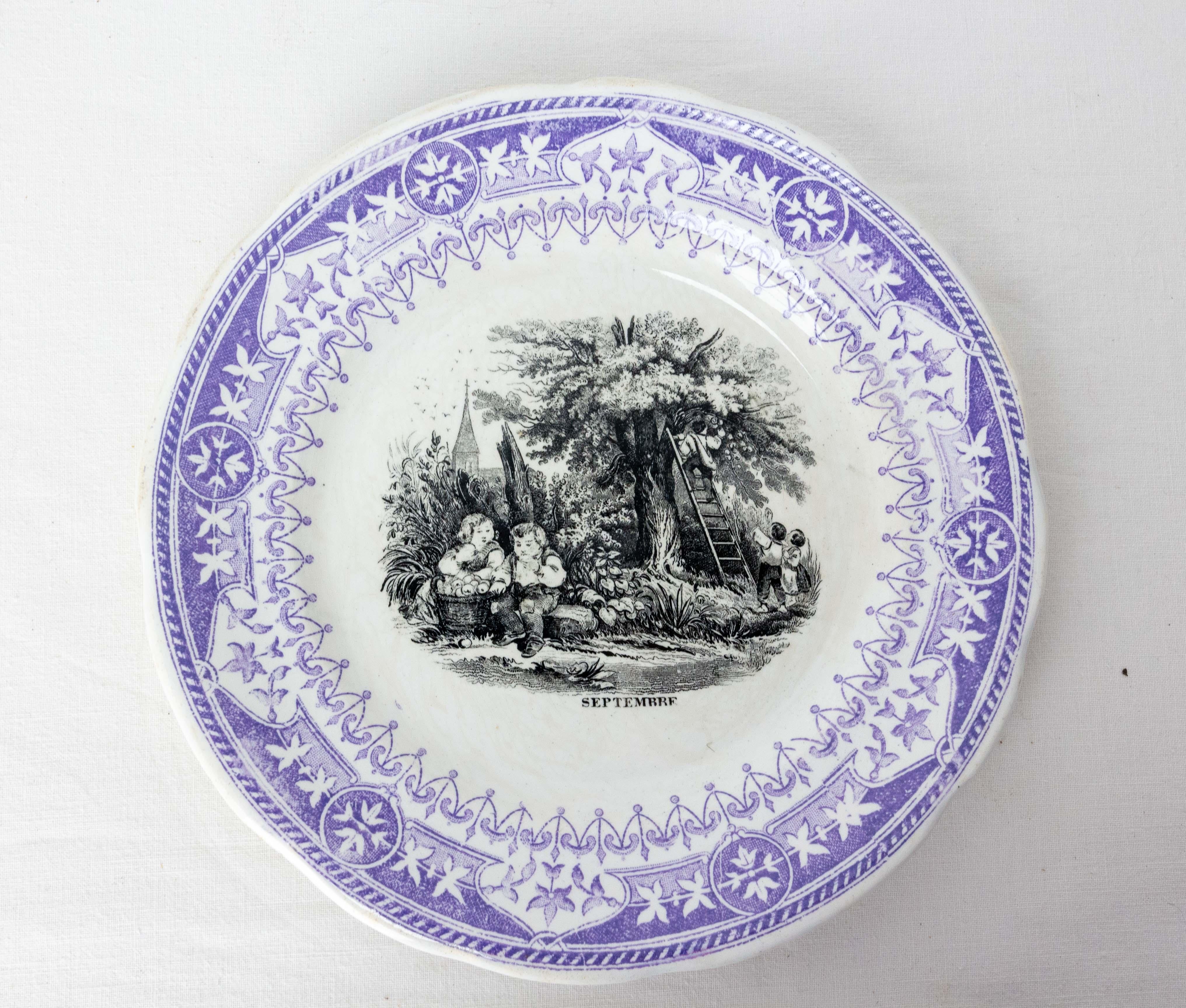 Set of Six Historized Months Family Scenes Faience Plates, France 19th C In Good Condition For Sale In Labrit, Landes