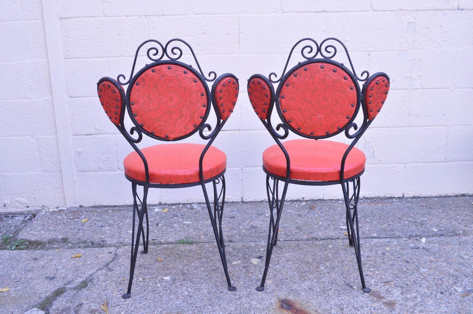 Set of Six Hollywood Regency Red Wrought Iron Ice Cream Parlor Dining Chairs 3