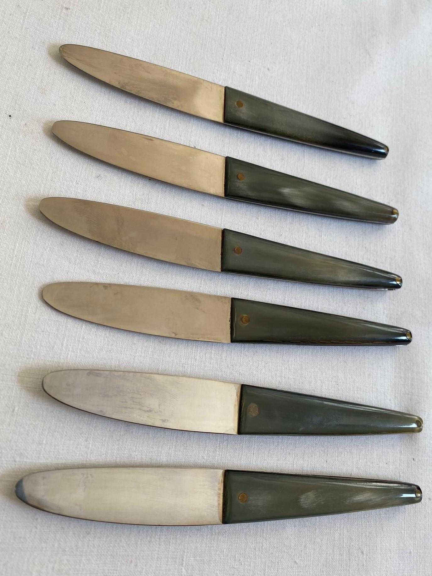 Austrian Set of Six Horn and Nutwood Fruit Knives by Carl Auböck For Sale