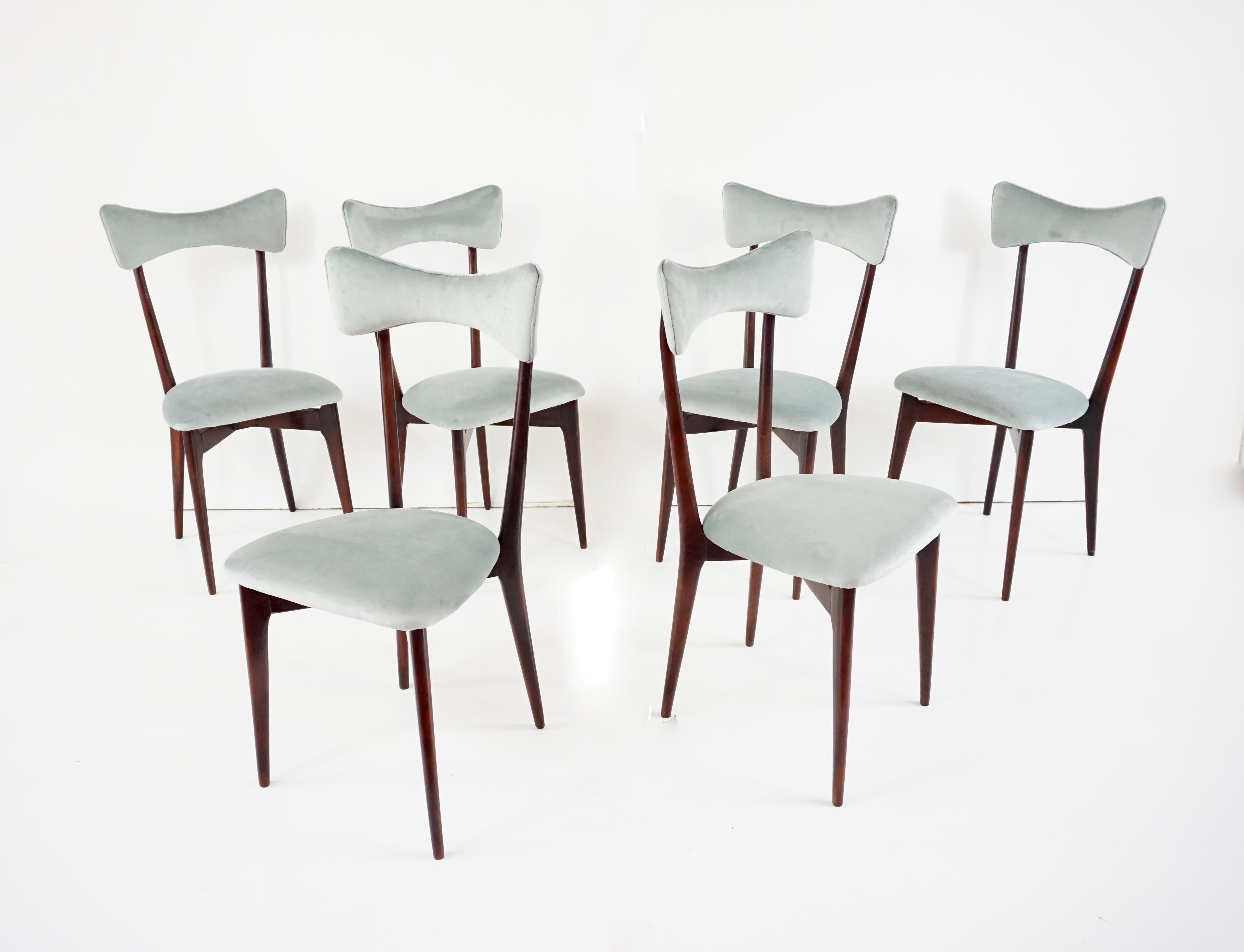 Mid-Century Modern Set of Six Ico and Luisa Parisi Dining Chairs by Ariberto Colombo, 1952 For Sale