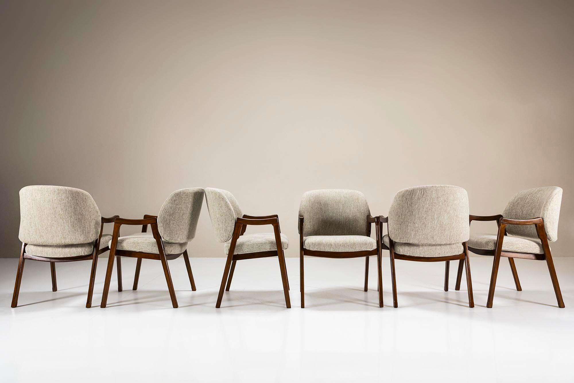 Satz von sechs Ico & Luisa Parisi Modell 814 Esszimmerstühlen für Cassina, Italien 1961 (Italienisch)