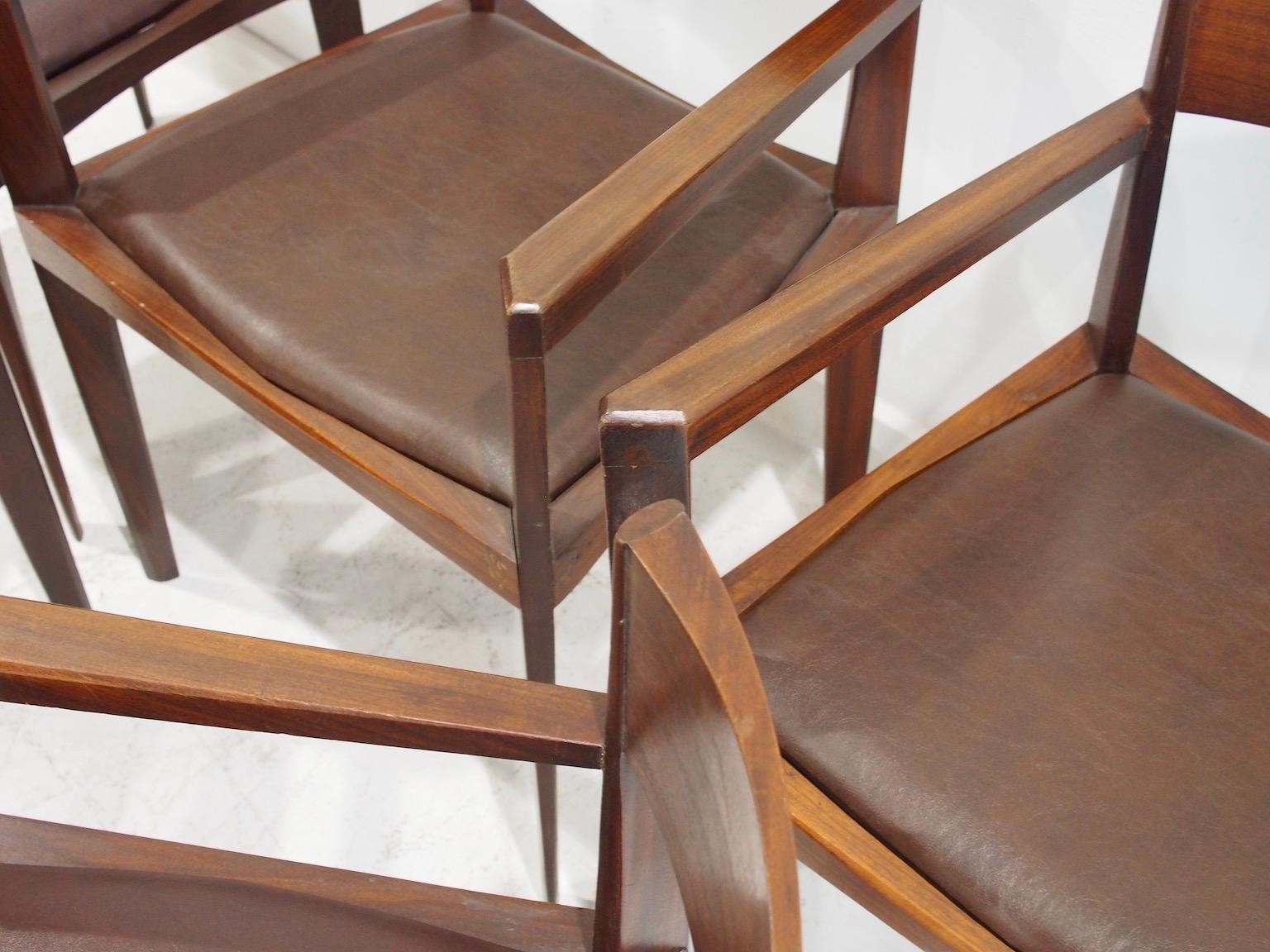 20th Century Set of Six Italian Dark Brown Wood and Faux Leather Dining Chairs For Sale