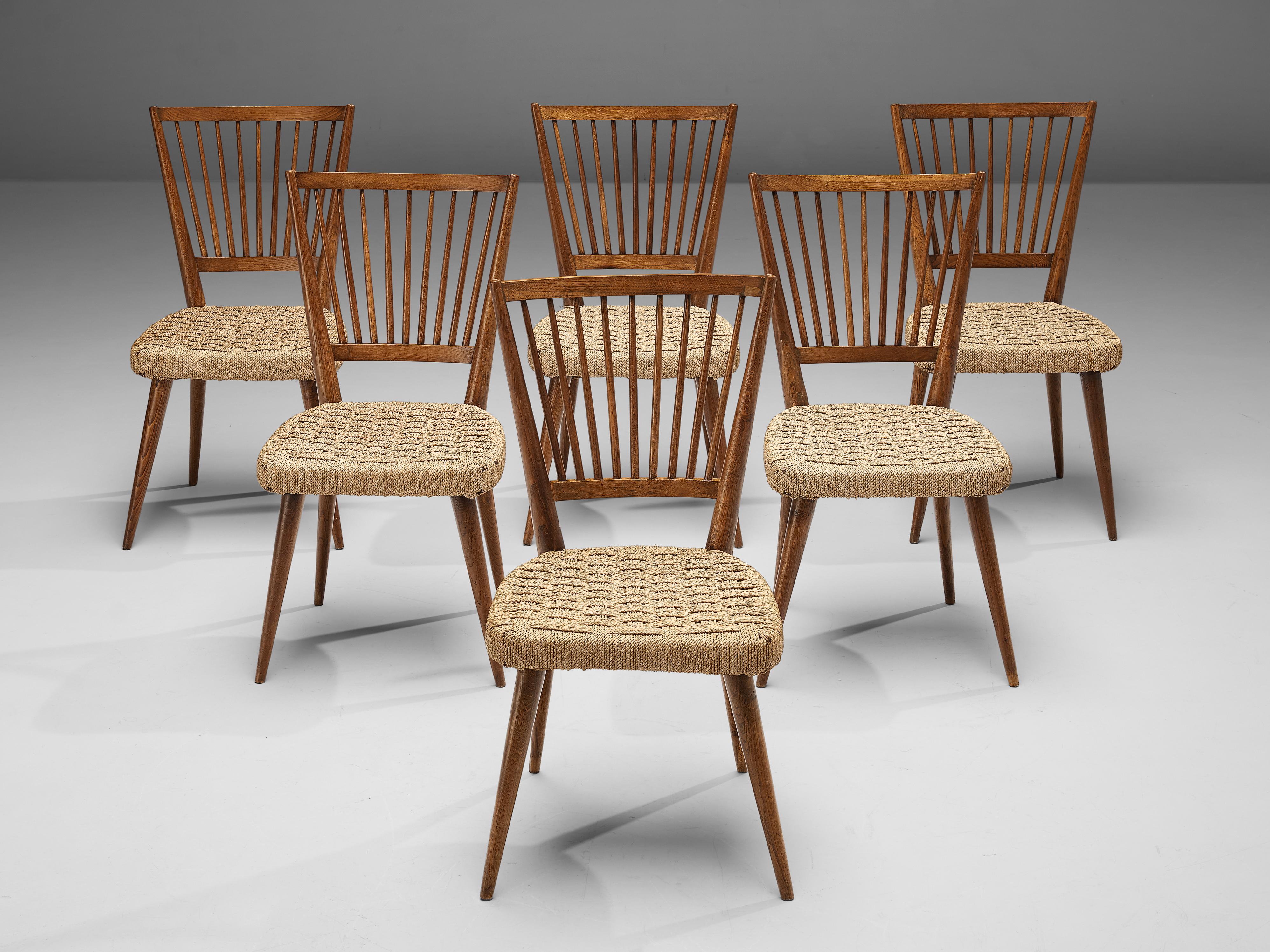 Mid-Century Modern Ensemble italien de six chaises de salle à manger en chêne et en paille tressée en vente