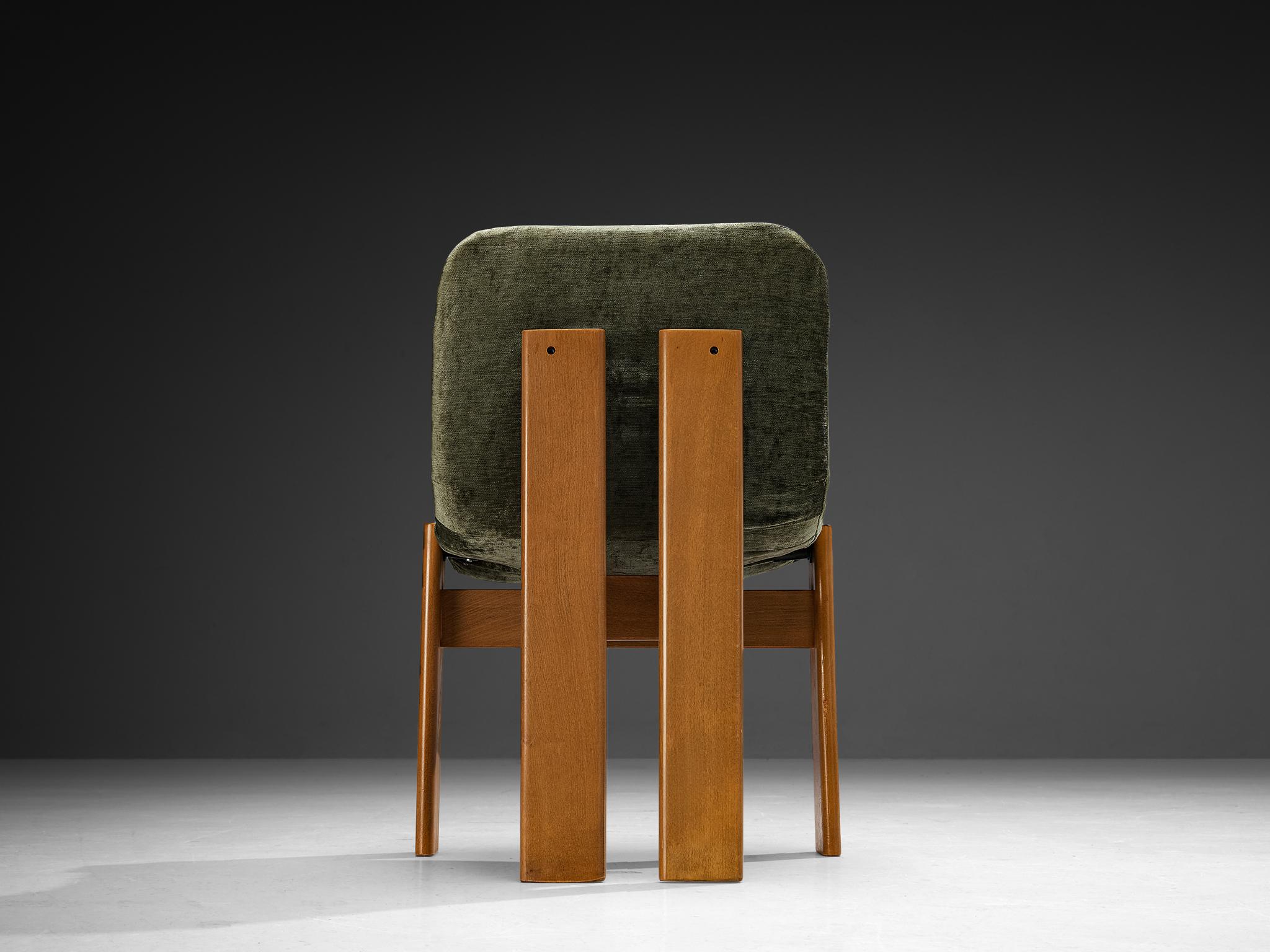 Set of Six Italian Dining Chairs in Olive Green Upholstery In Good Condition For Sale In Waalwijk, NL