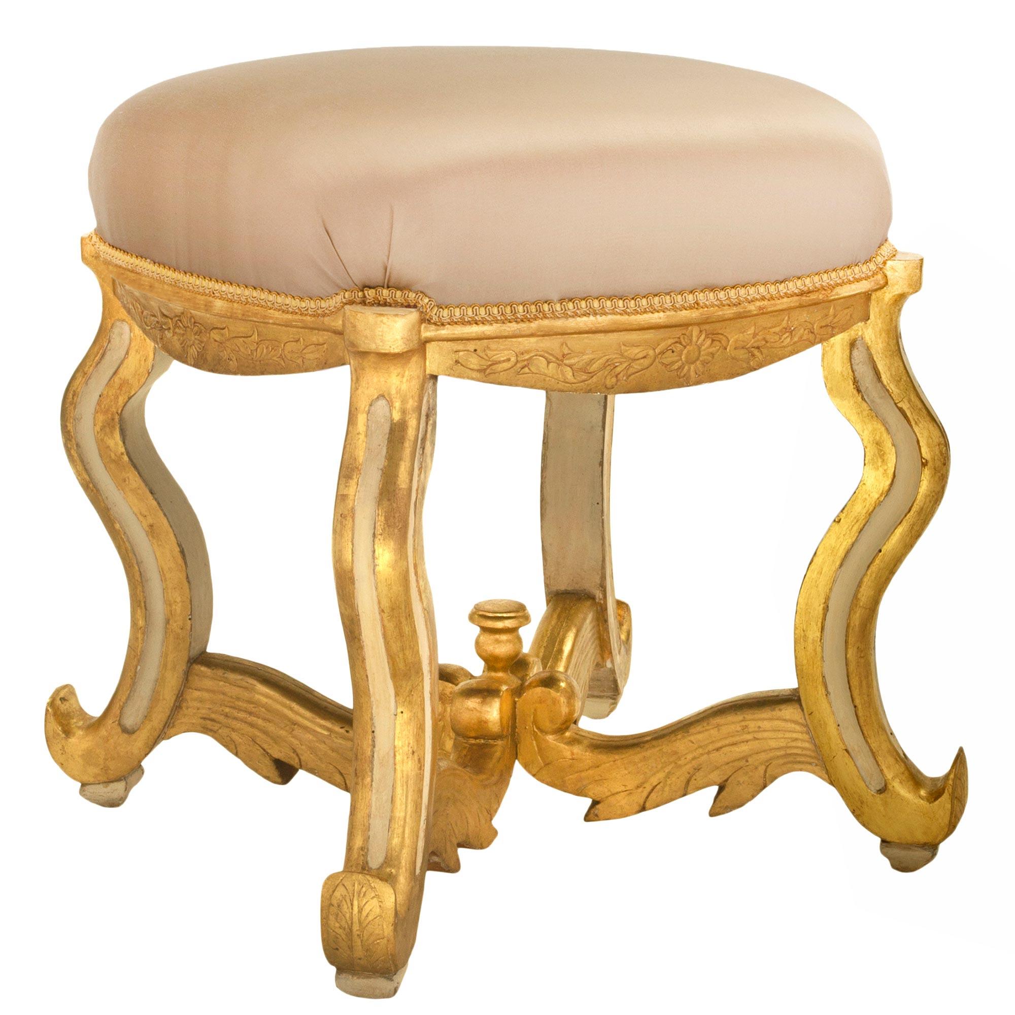 Set of Six Italian Late 18th-Early 19th Century Tuscan Stools In Good Condition For Sale In West Palm Beach, FL