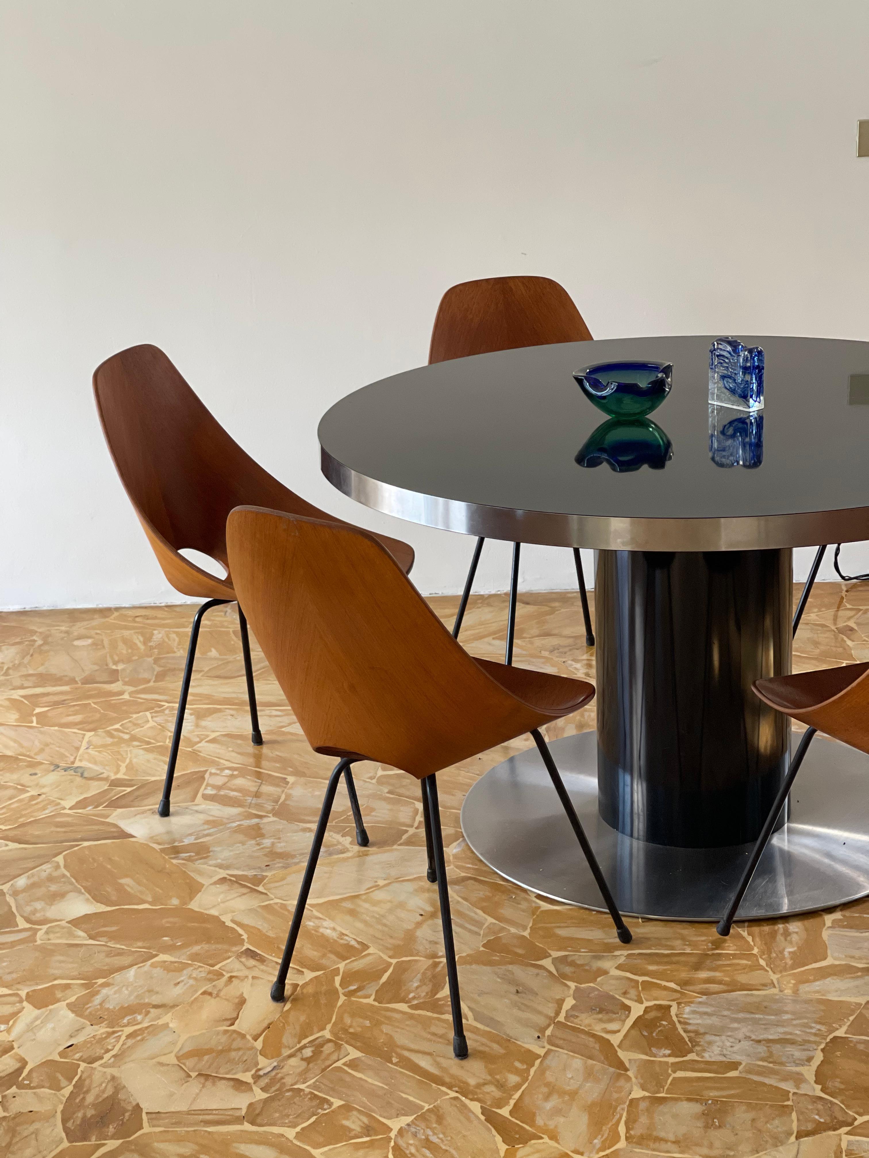 Ensemble de six chaises de salle à manger italiennes de collection Medea Wood du milieu du siècle dernier par Tagliabue en vente 2