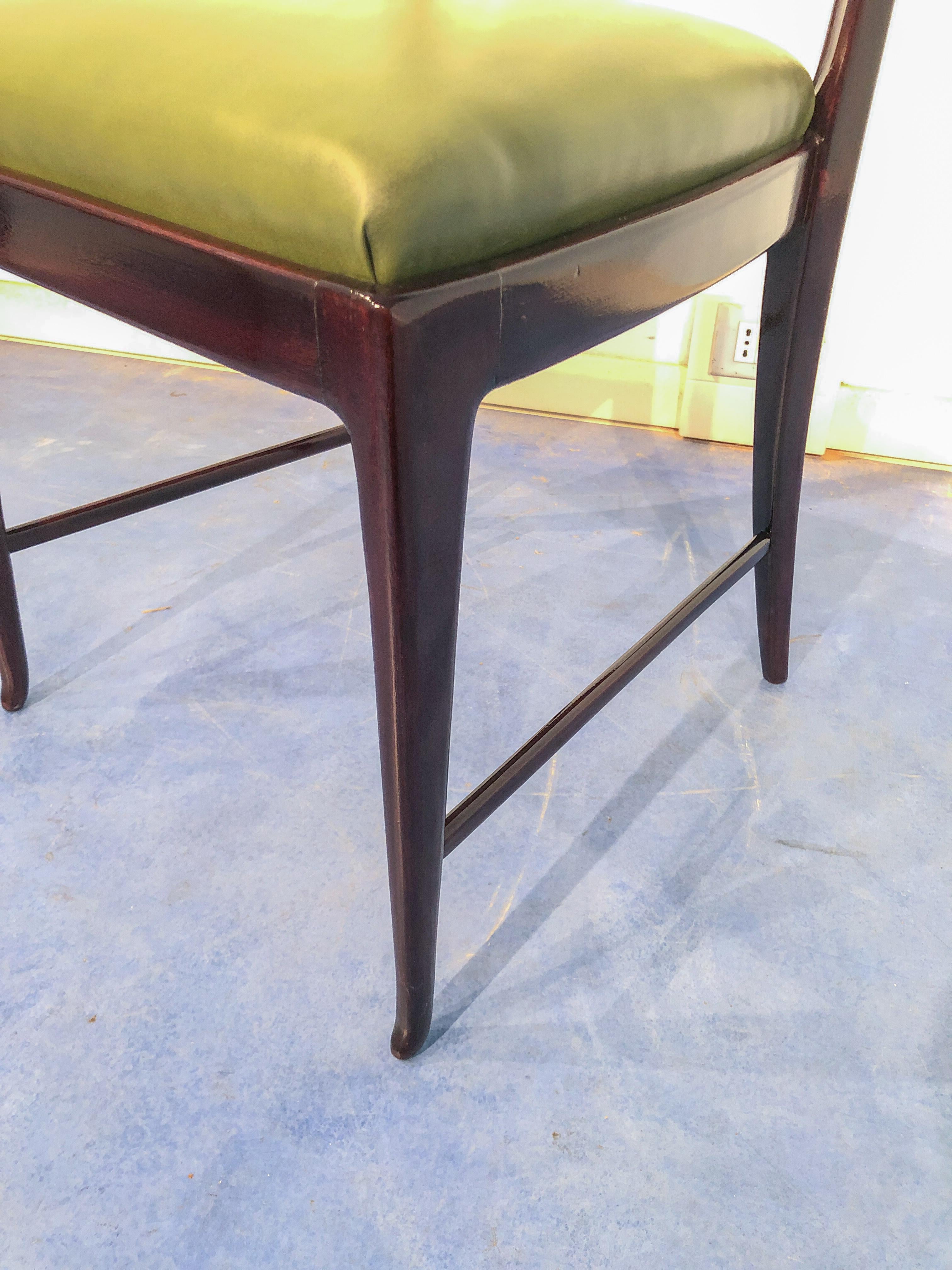 Leather Set of Six Italian Mid Century Dining Room Mahogany Chairs by Vittorio Dassi For Sale