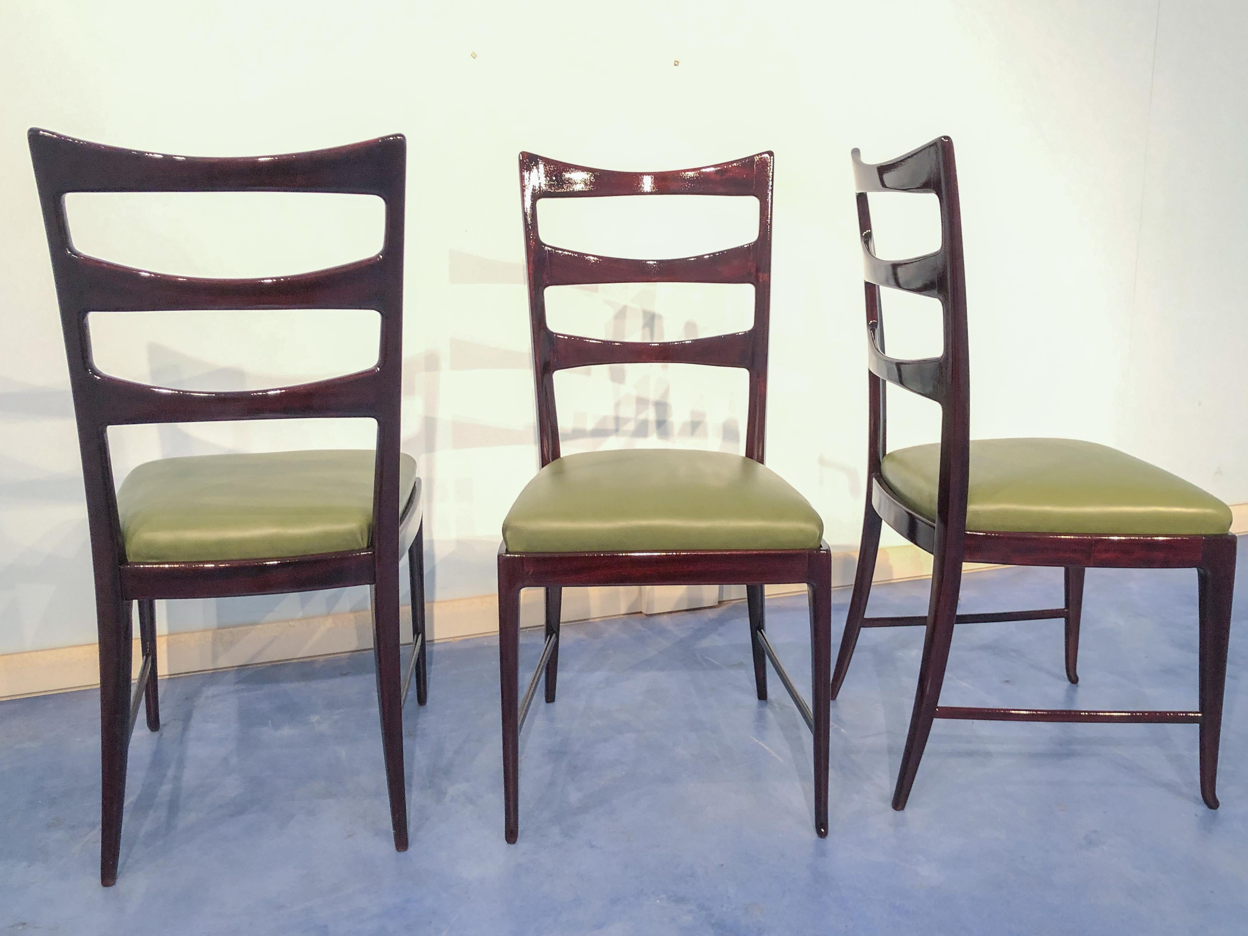 Set of Six Italian Mid Century Dining Room Mahogany Chairs by Vittorio Dassi For Sale 2