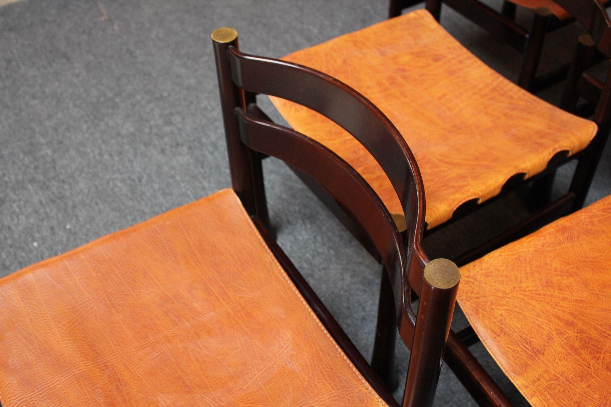 Set of Six Italian Modern Rosewood and Leather Dining Chairs by Luciano Frigerio For Sale 11