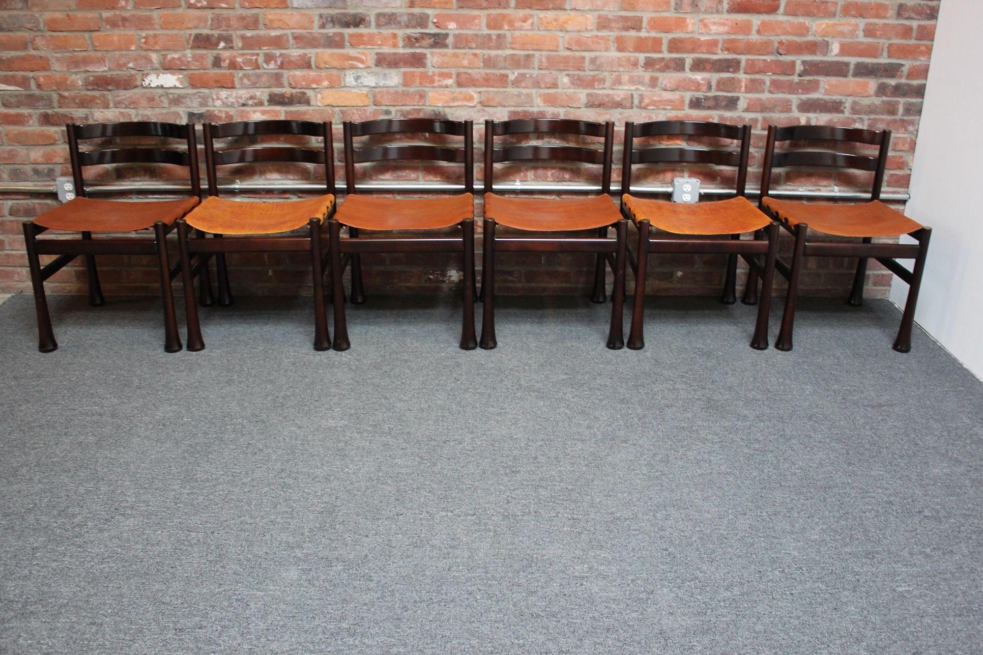 Mid-Century Modern Set of Six Italian Modern Rosewood and Leather Dining Chairs by Luciano Frigerio For Sale