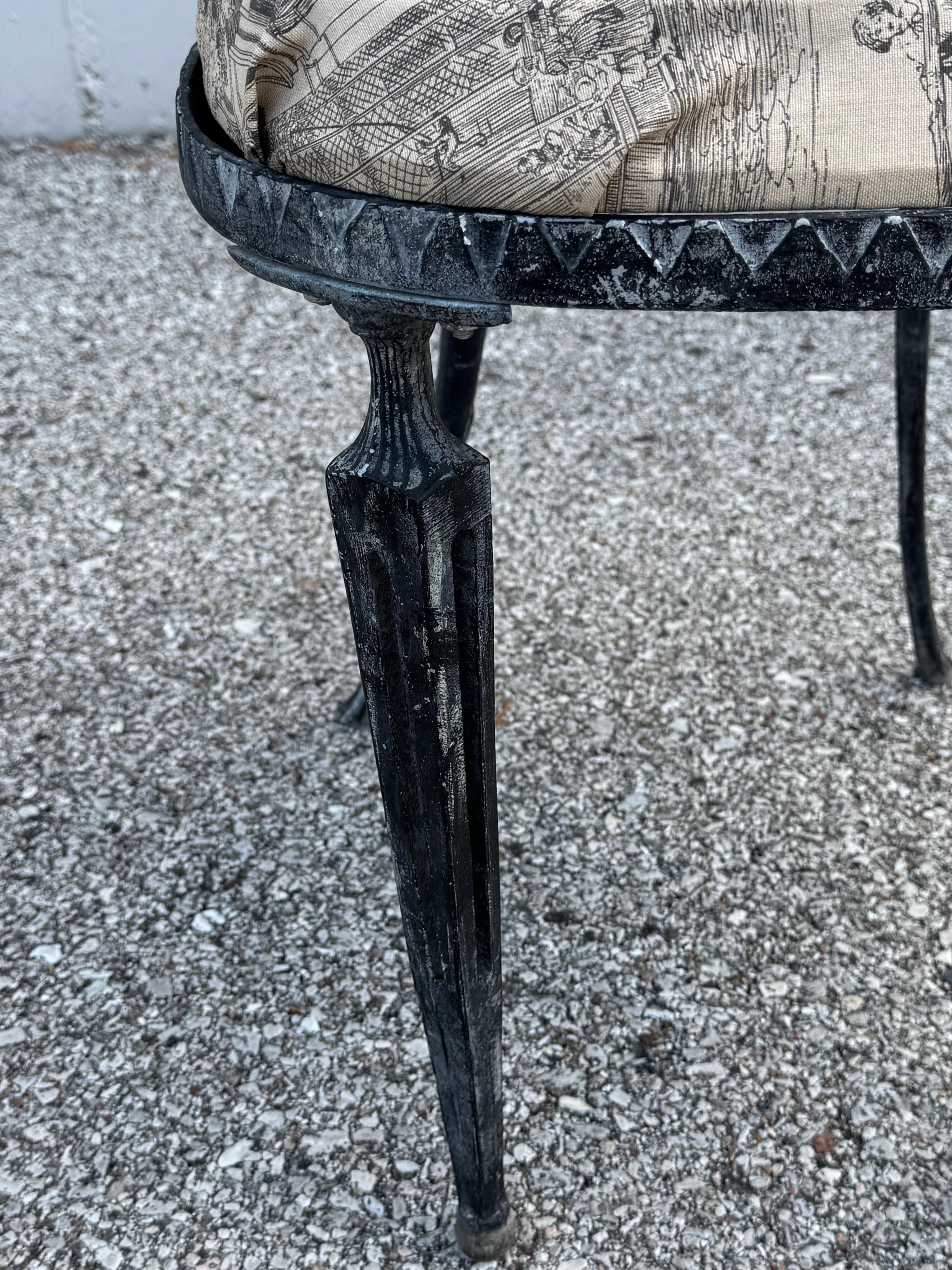 Set of Six Italian Neo-Classical Style Patio or Garden Dining Chairs by Palladio For Sale 4