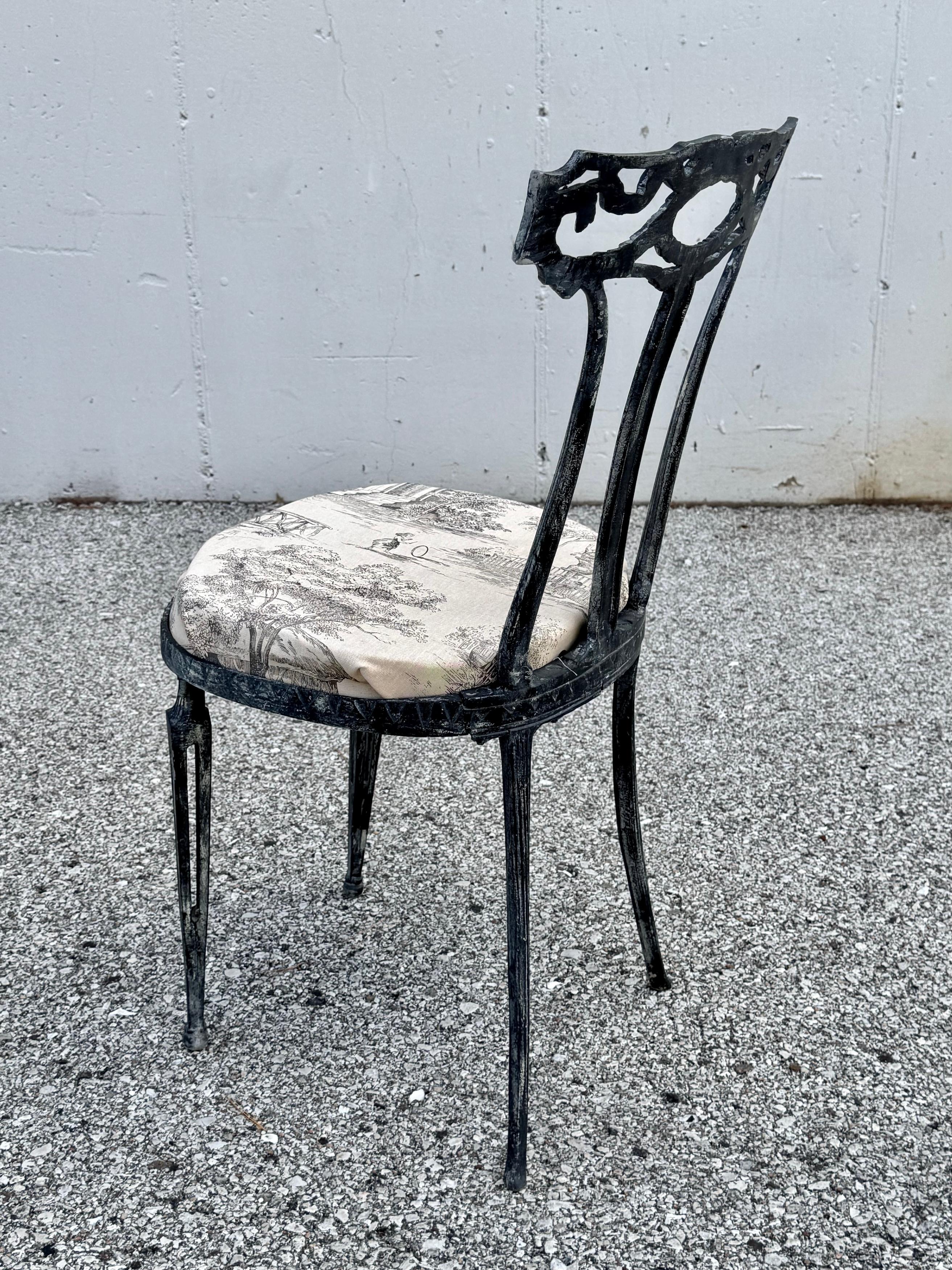Set of Six Italian Neo-Classical Style Patio or Garden Dining Chairs by Palladio For Sale 12