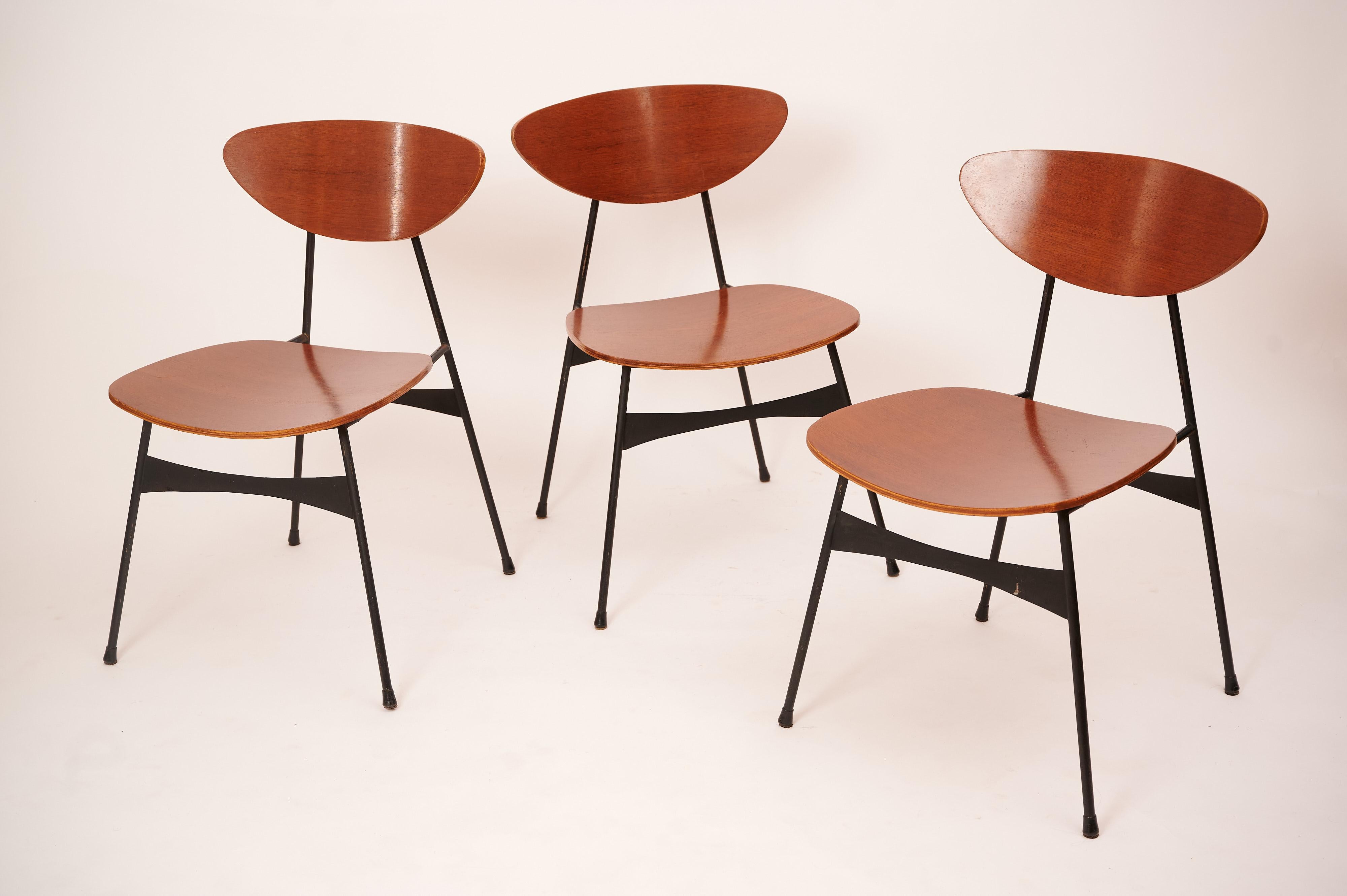 Mid-20th Century Set of Six Italian Plywood Chairs For Sale
