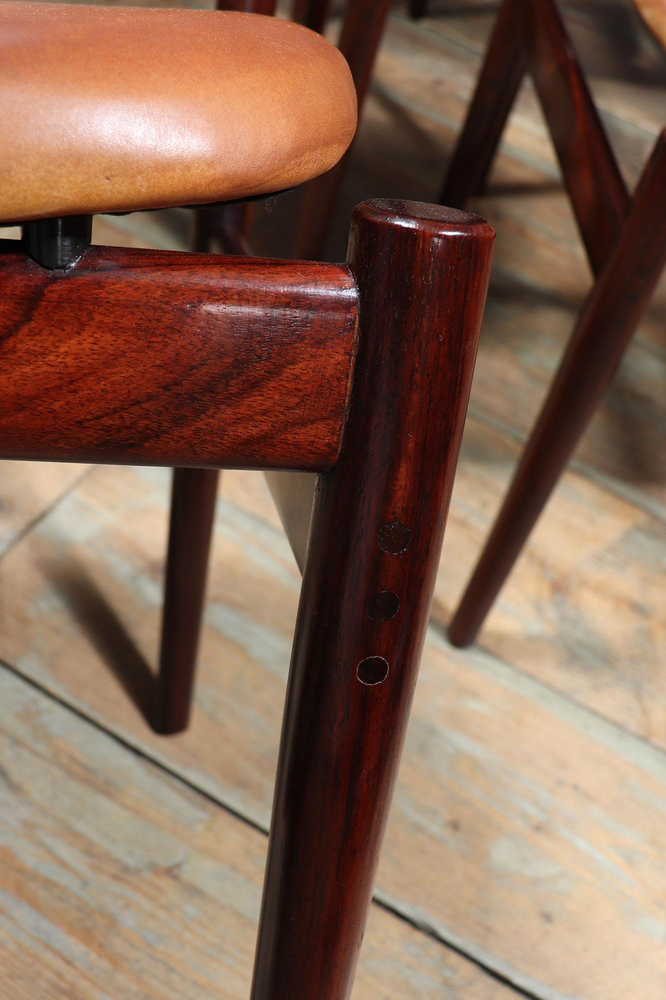 Set of Six Italian Rosewood Dining Chairs Cassina 5