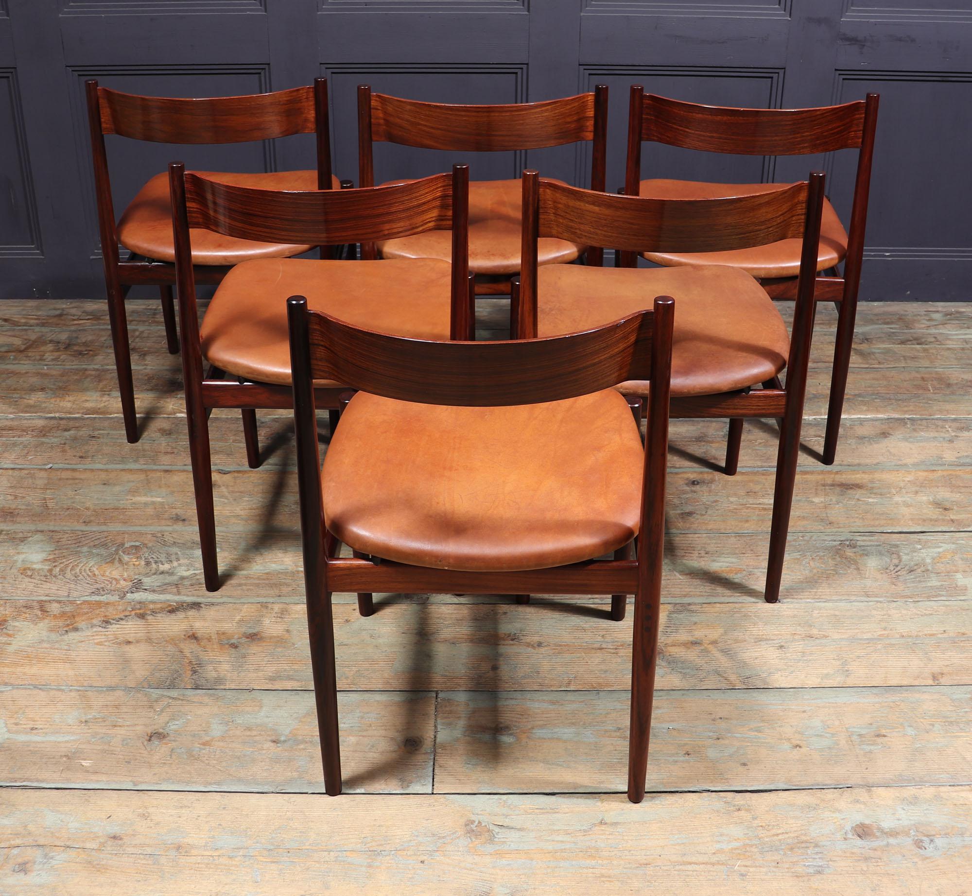 Set of Six Italian Rosewood Dining Chairs Cassina 1