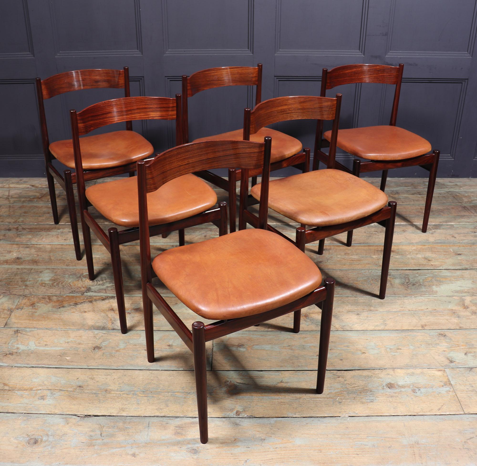 Set of Six Italian Rosewood Dining Chairs Cassina 3