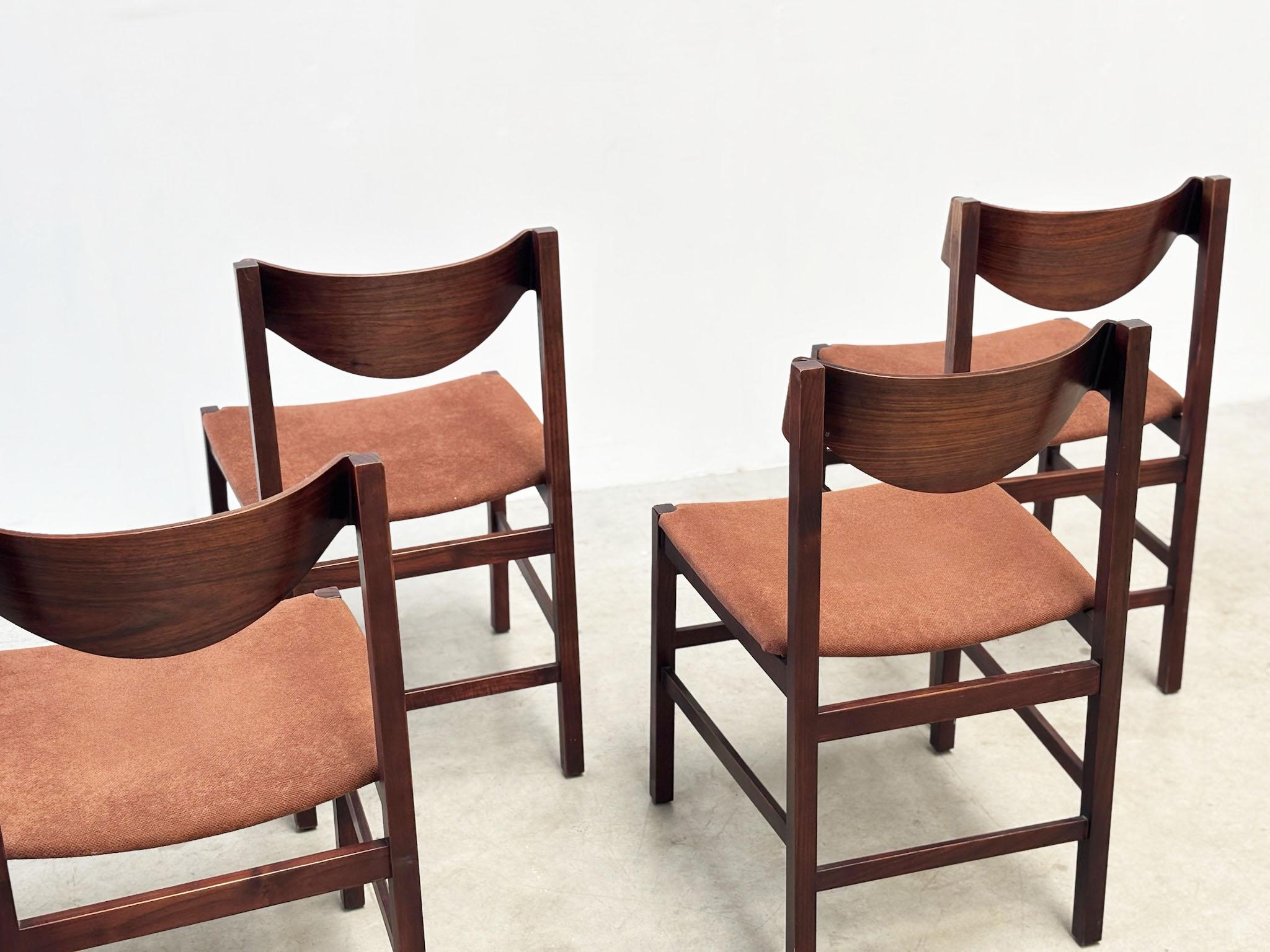 Set di sei sedie da pranzo in palissandro italiano in vendita 2