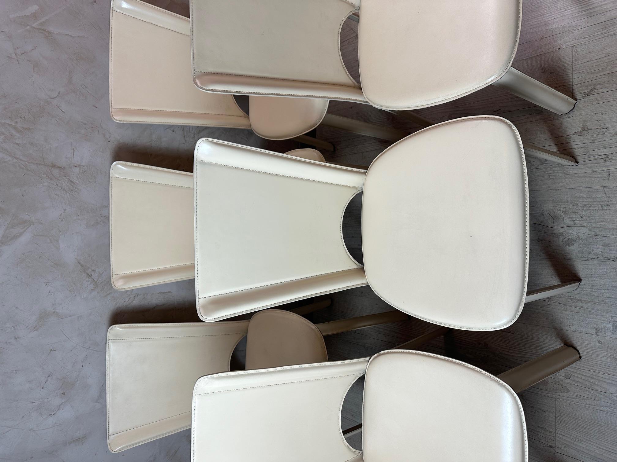 Set of Six Italian Vintage Leather Chairs, 1980s For Sale 1
