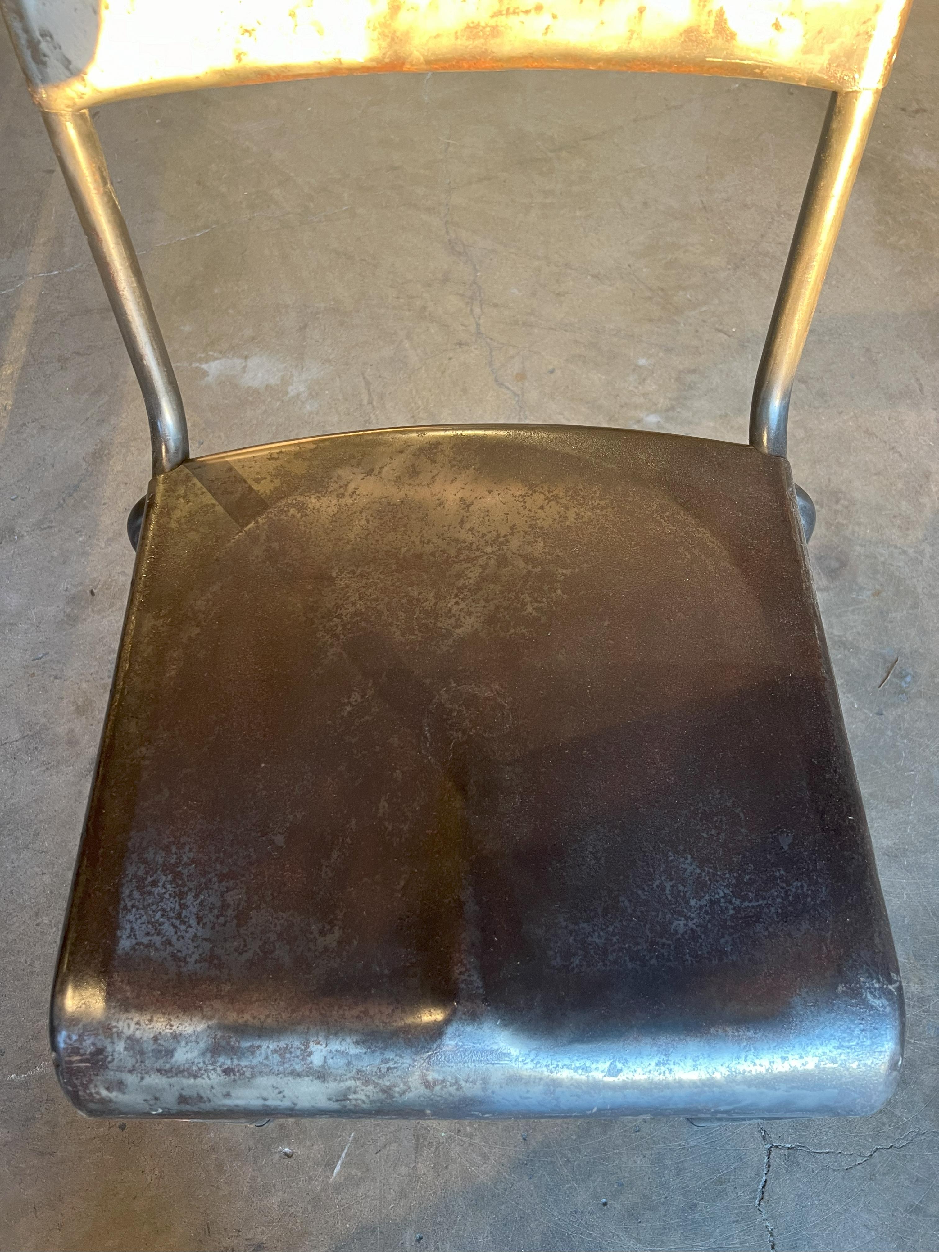 Ensemble de six chaises italiennes vintage en métal en vente 1