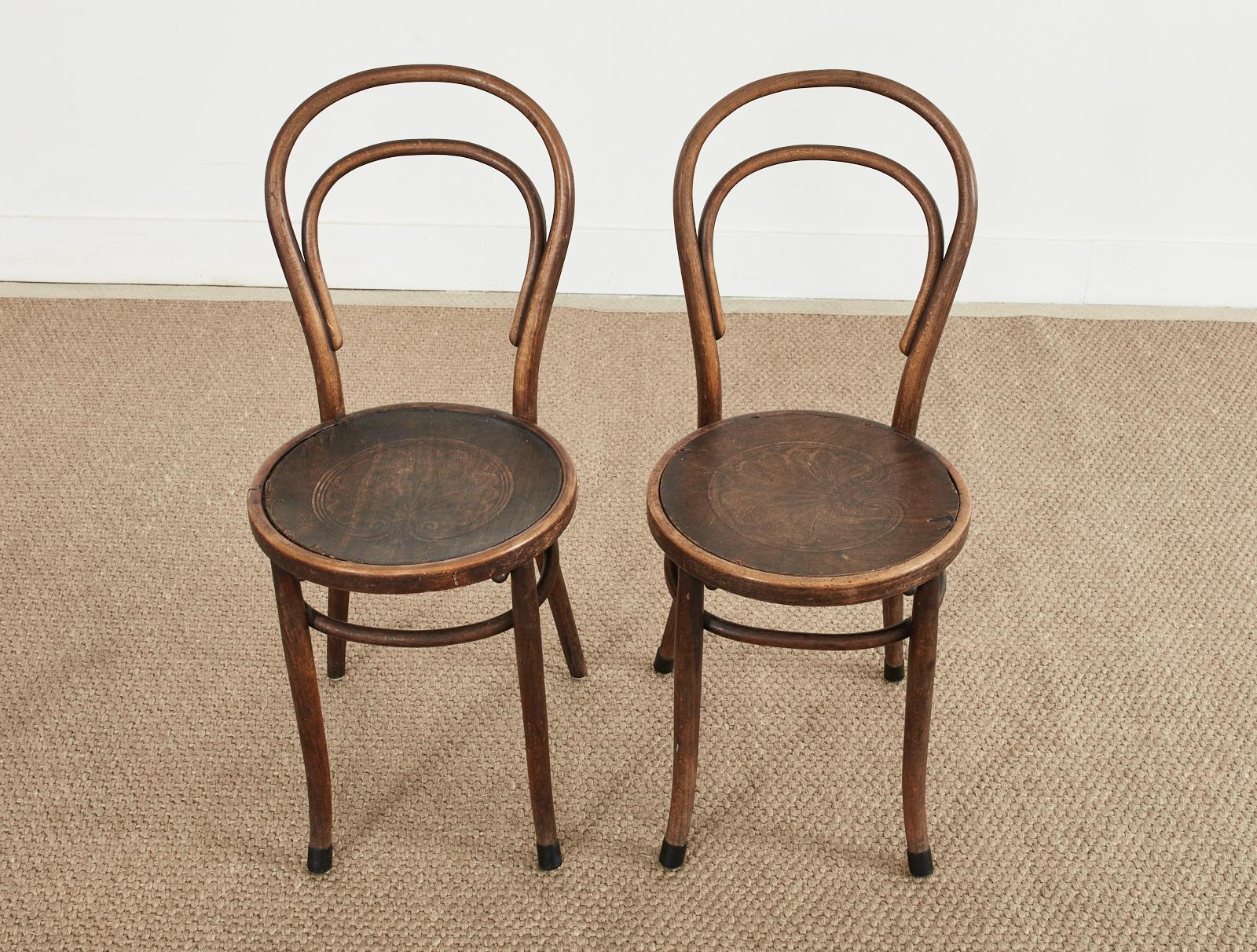 Set of Six J and J Kohn for Thonet Bentwood Bistro Dining Chairs In Distressed Condition In Rio Vista, CA