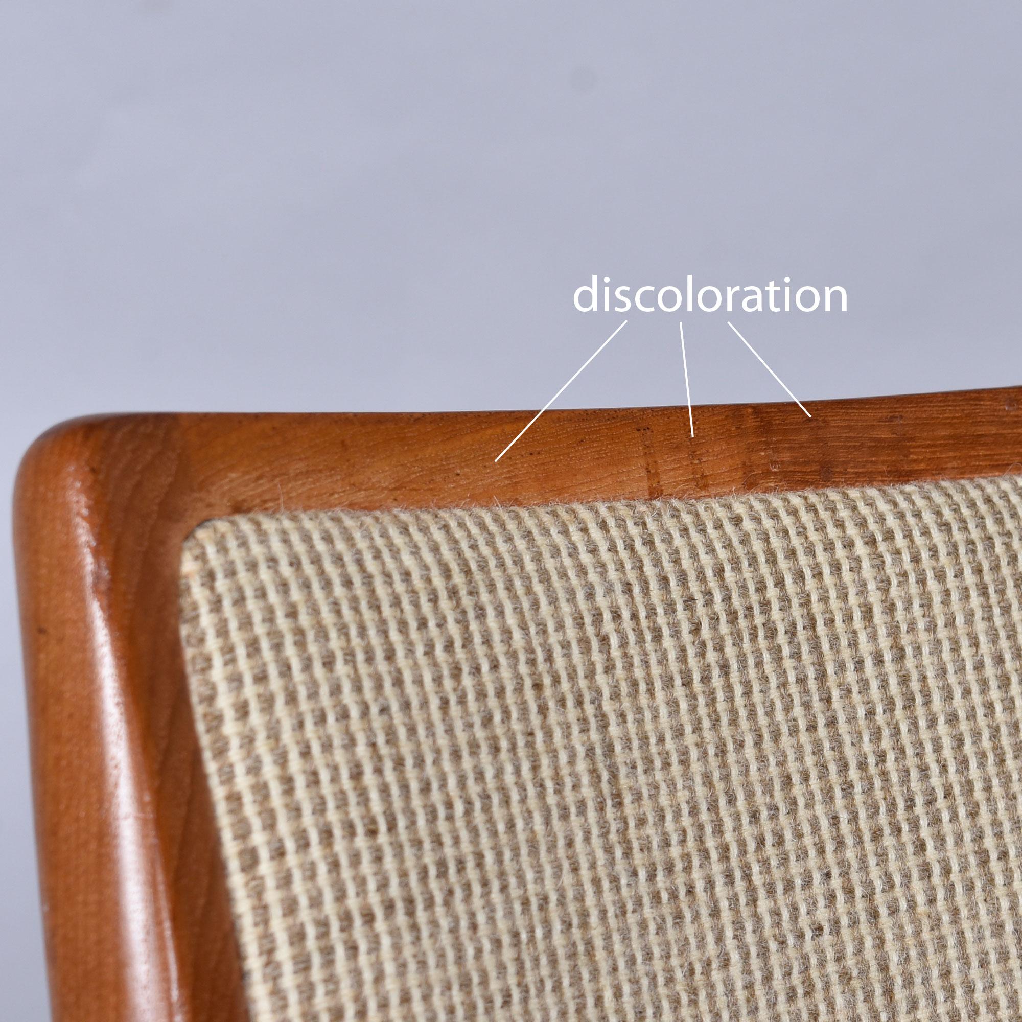 Set of Six J.L. Møller Model 80 Teak Dining Chairs, Denmark, Original Fabric en vente 3