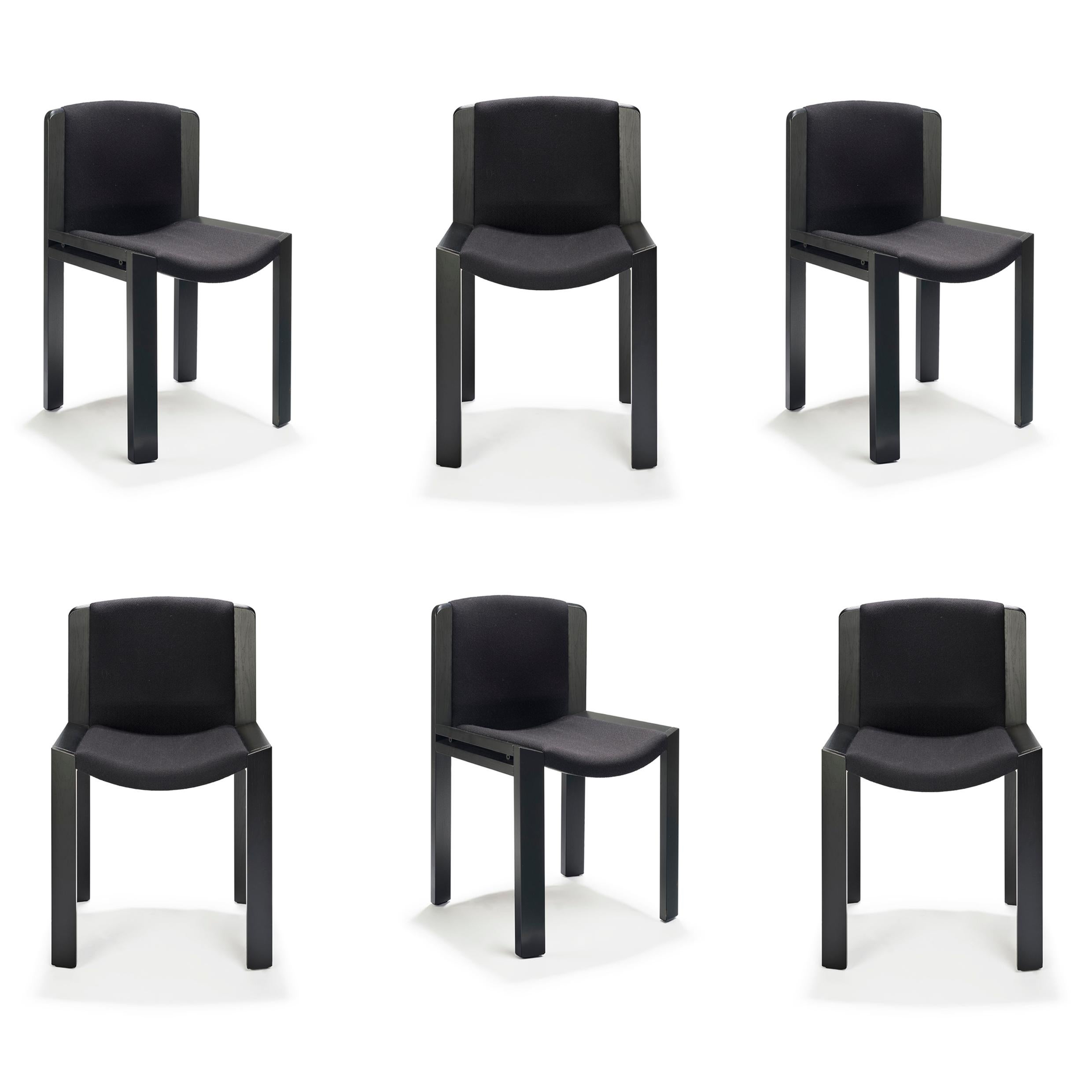 Sedia disegnata da Joe Colombo nel 1965. 

Progettata dal lungimirante designer italiano Joe Colombo, la sedia 300 è un bellissimo esempio della sua sensibilità per il design funzionale. La seduta e lo schienale imbottiti e delicatamente curvati