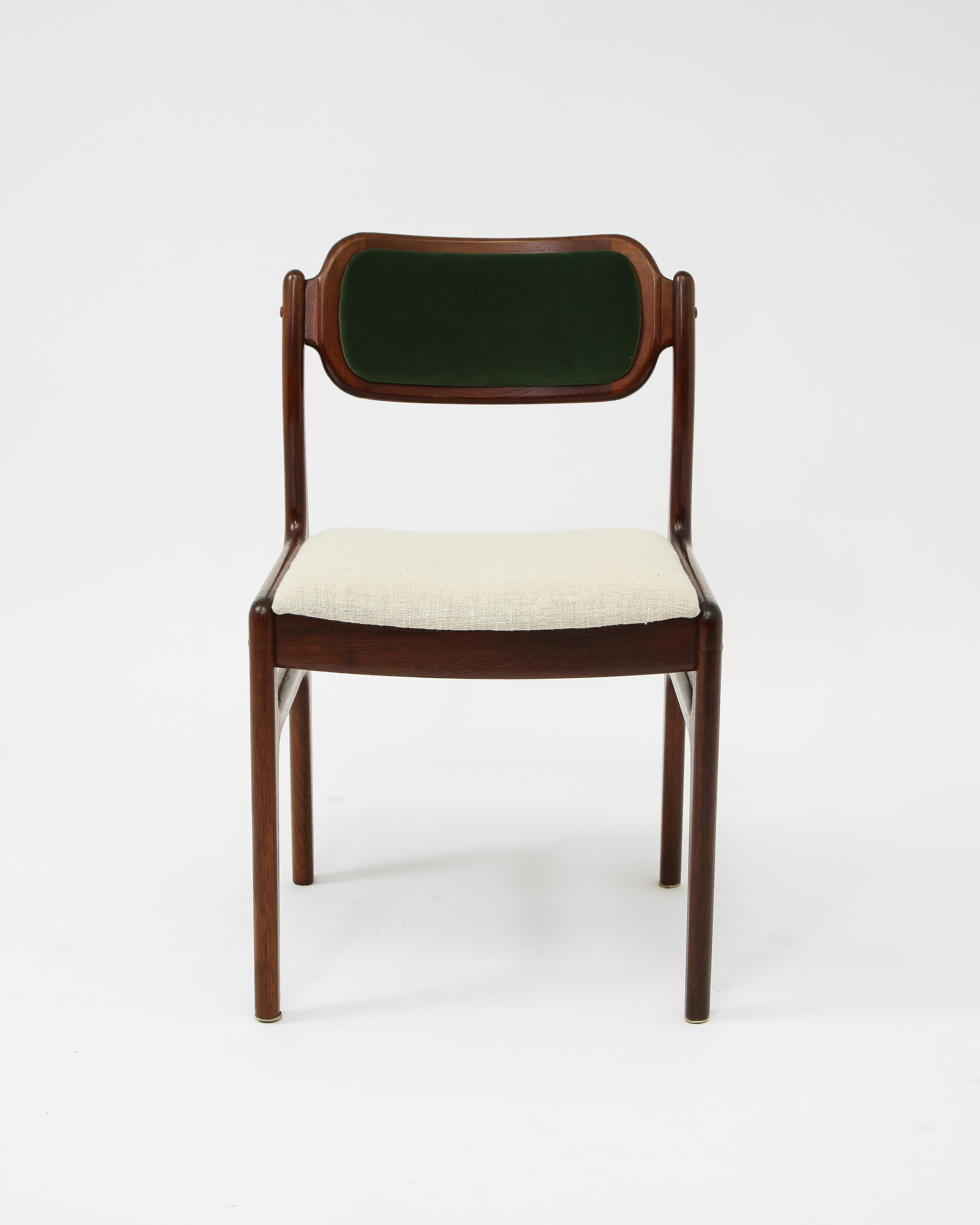 Danish Set of Six Johannes Andersen Attributed Dining Chairs