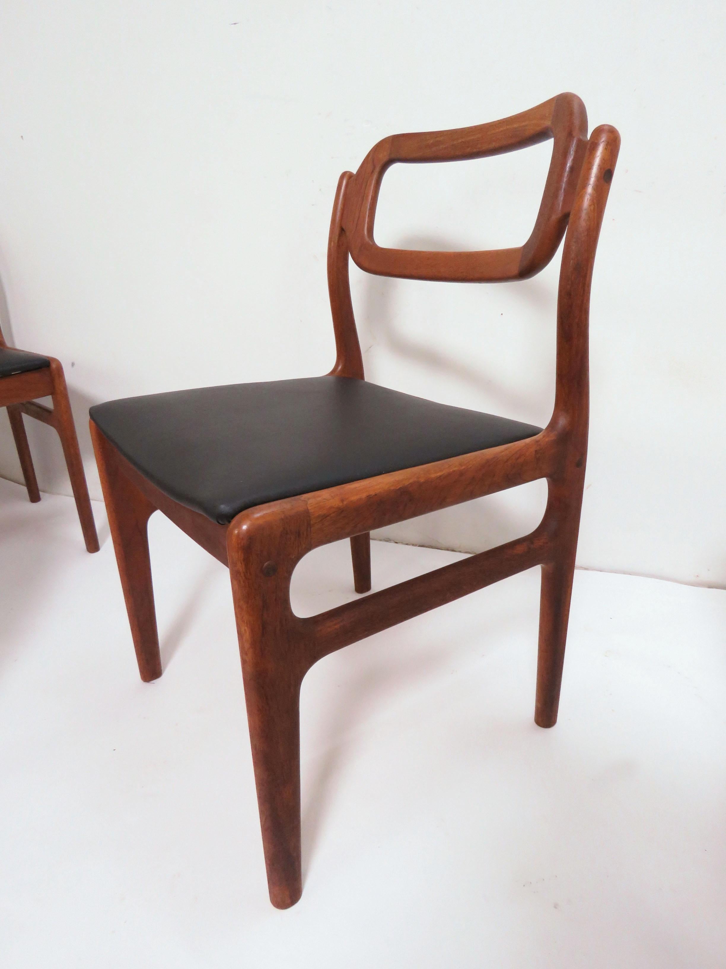 Mid-20th Century Set of Six Johannes Andersen Danish Teak Dining Chairs, circa 1960s