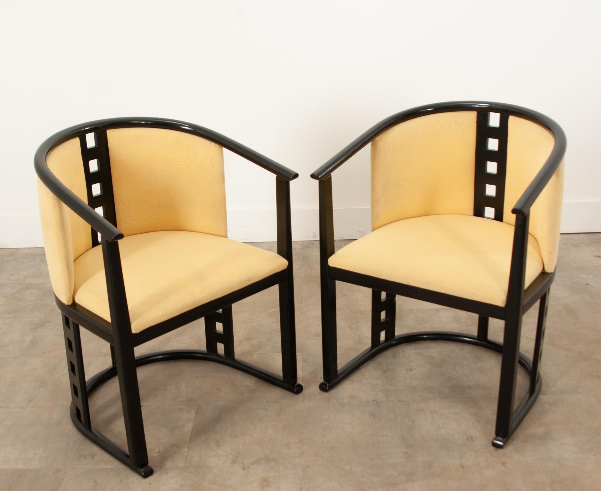 Ensemble de six chaises sécessionnistes de style Josef Hoffmann en vente 12