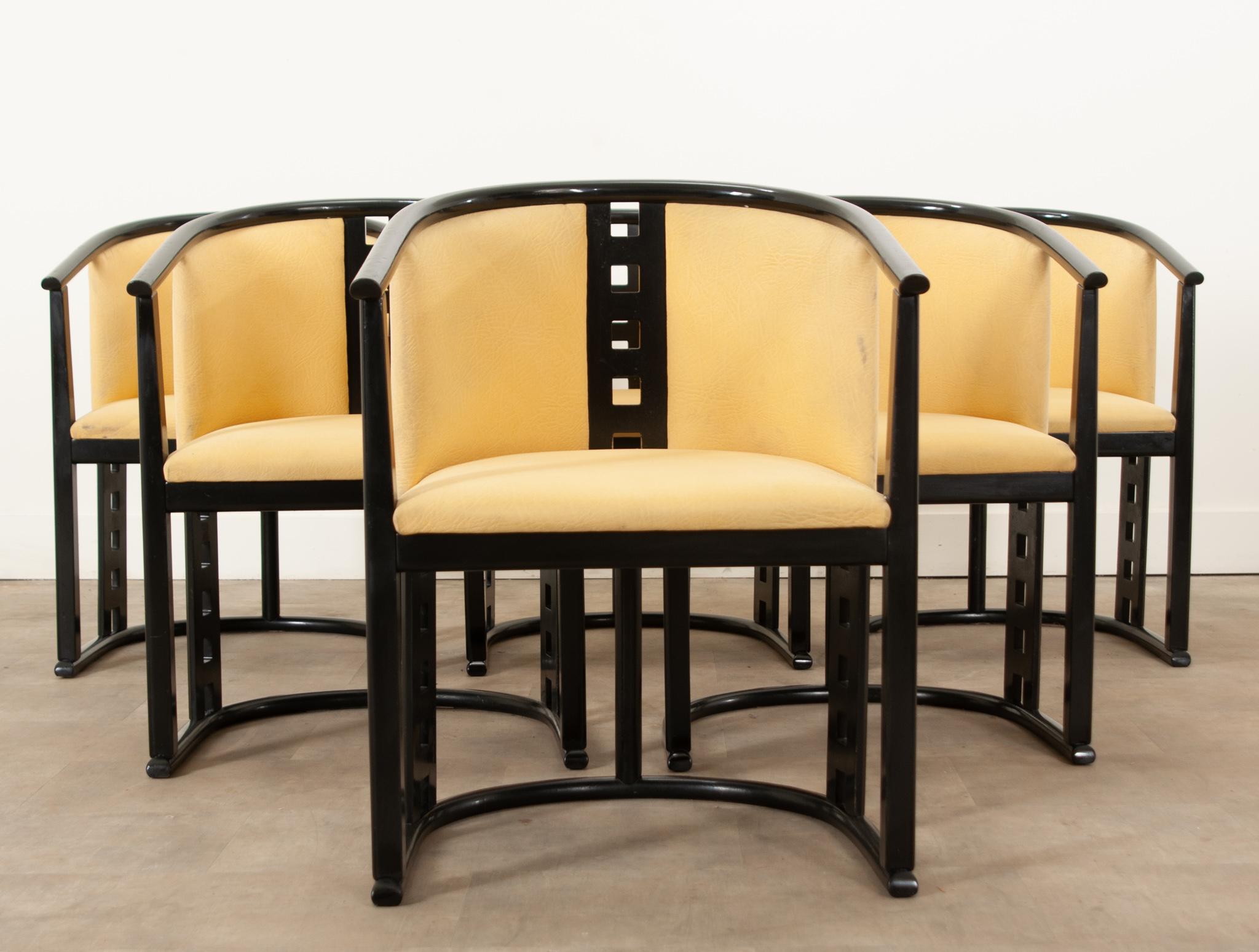 Sécession viennoise Ensemble de six chaises sécessionnistes de style Josef Hoffmann en vente