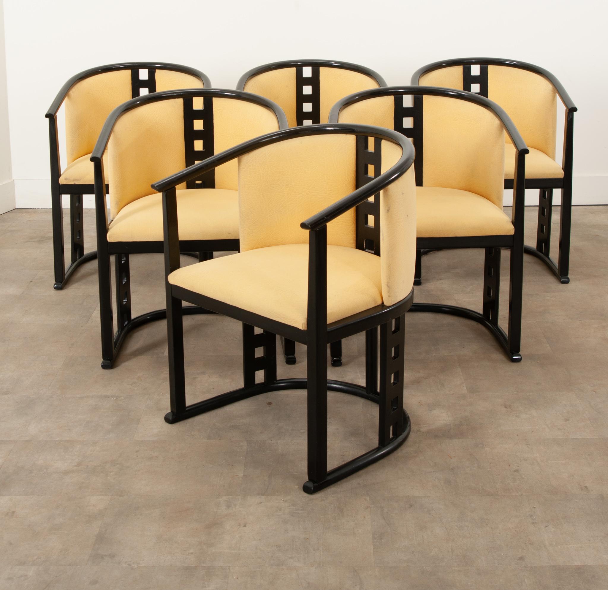 20ième siècle Ensemble de six chaises sécessionnistes de style Josef Hoffmann en vente