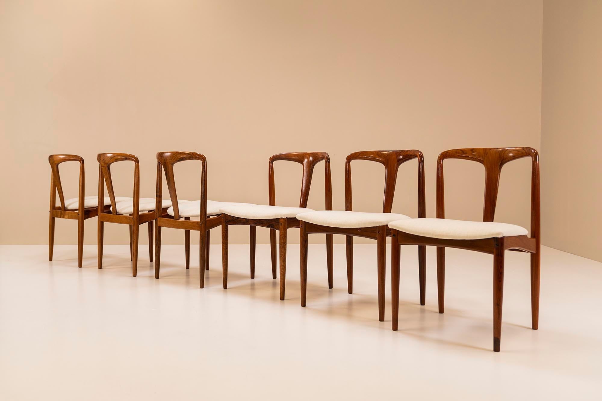 Danish Set of Six Juliane Chairs in Rosewood by Johannes Andersen, Denmark 1965 For Sale
