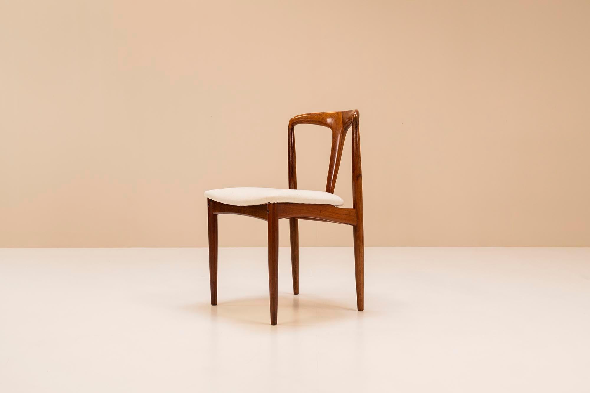 Fabric Set of Six Juliane Chairs in Rosewood by Johannes Andersen, Denmark 1965 For Sale