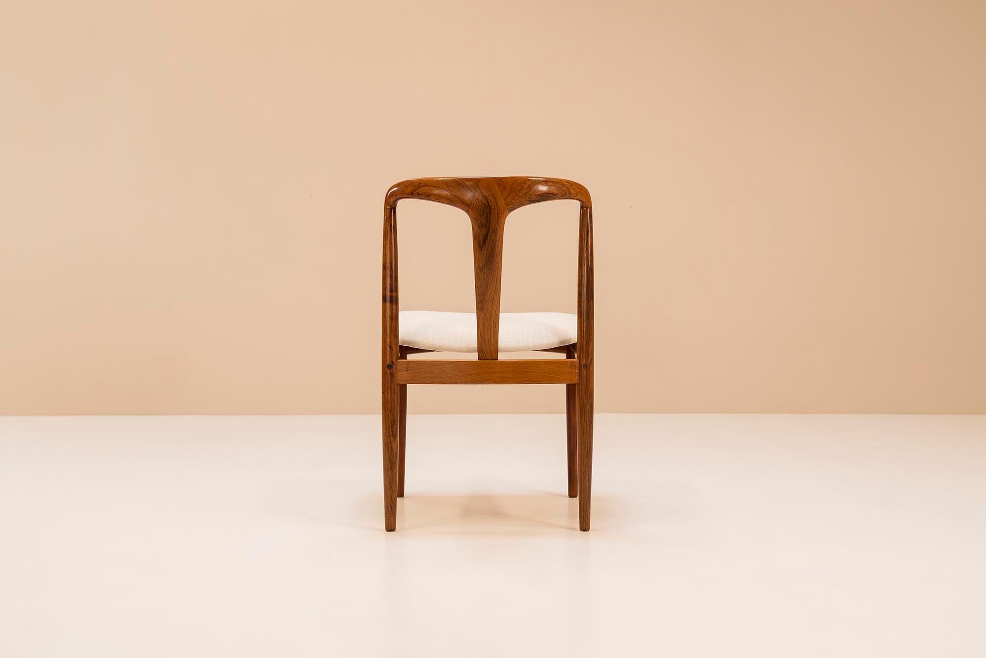 Set of Six Juliane Chairs in Rosewood by Johannes Andersen, Denmark 1965 For Sale 2
