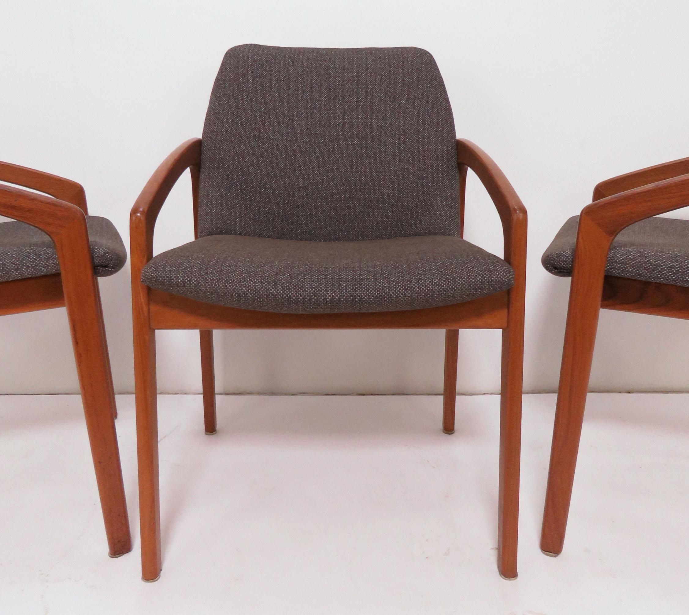 Set of Six Kai Kristiansen Danish Teak Dining Chairs, circa 1960s In Good Condition In Peabody, MA