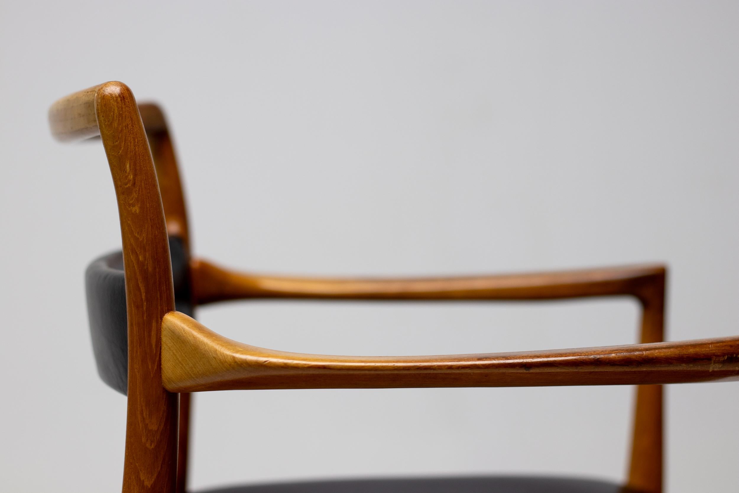 Sedie da pranzo Kai Kristiansen Design scandinavo metà secolo moderno scultoreo in vendita 10